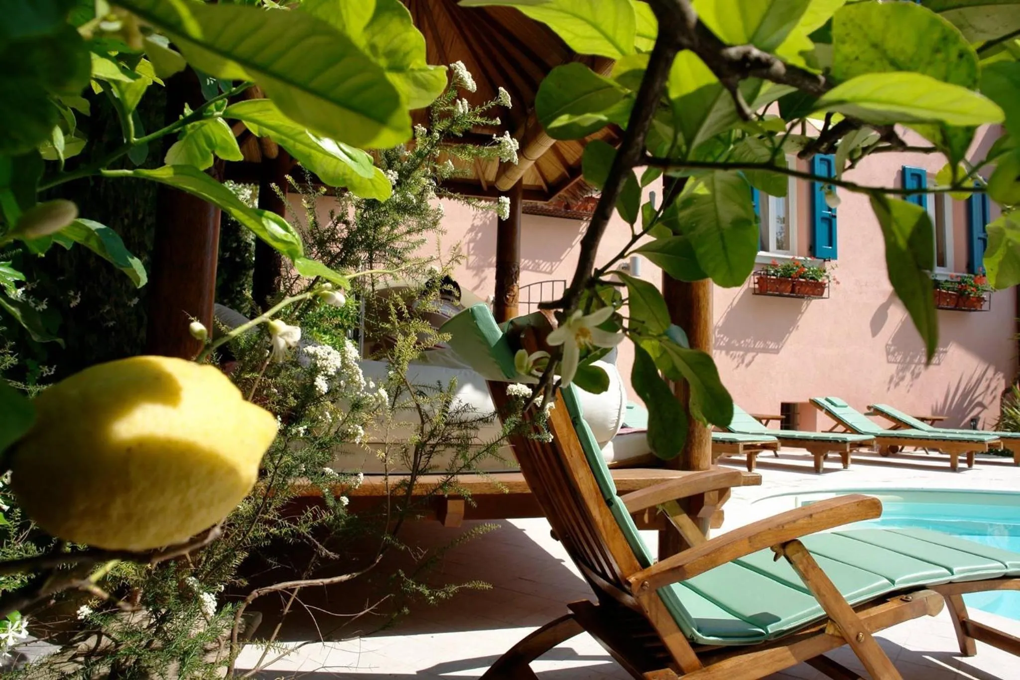 Swimming pool in Locanda Agli Angeli
