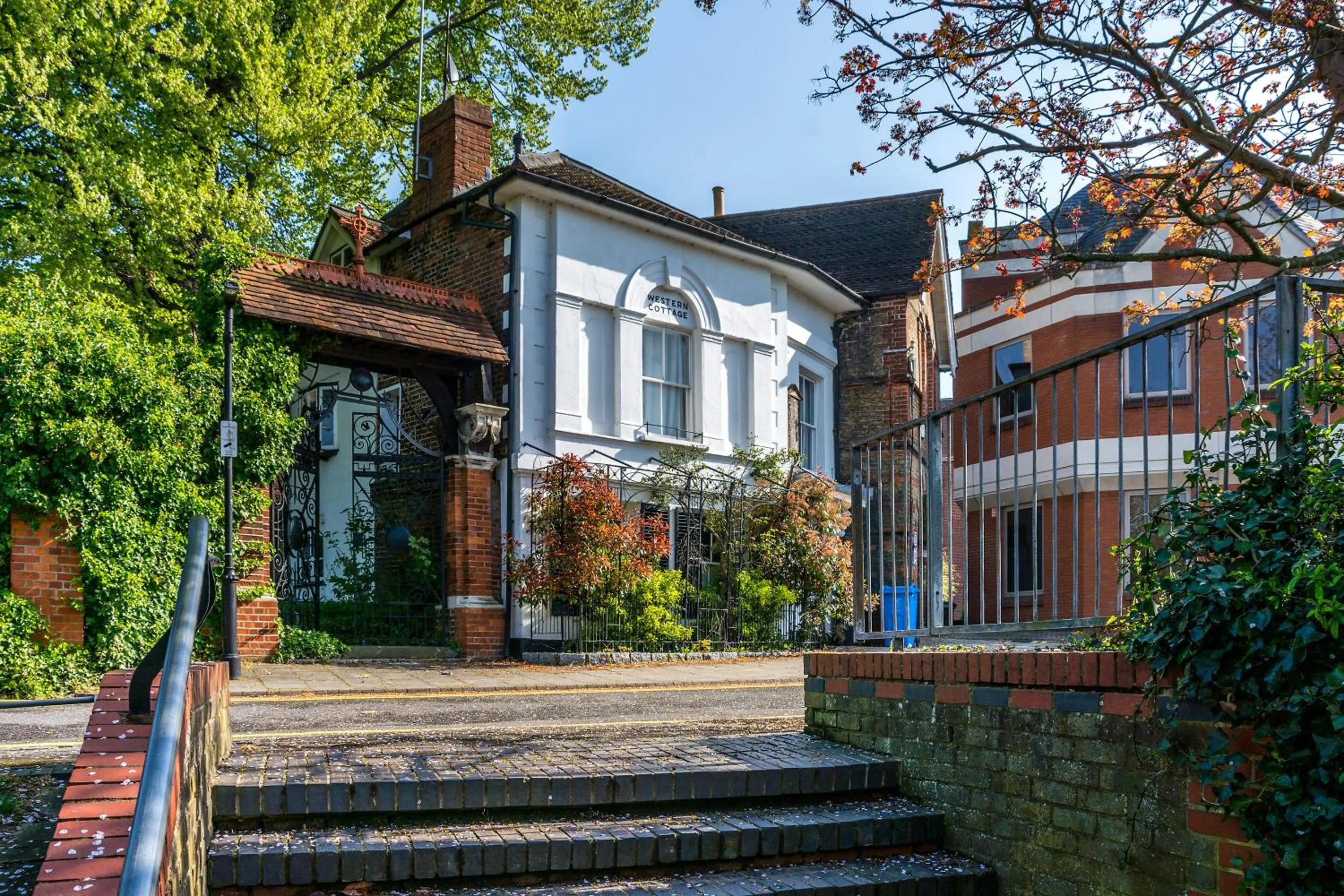 Property building in Castle Properties: The Duchess, 3 Bed Family cottage