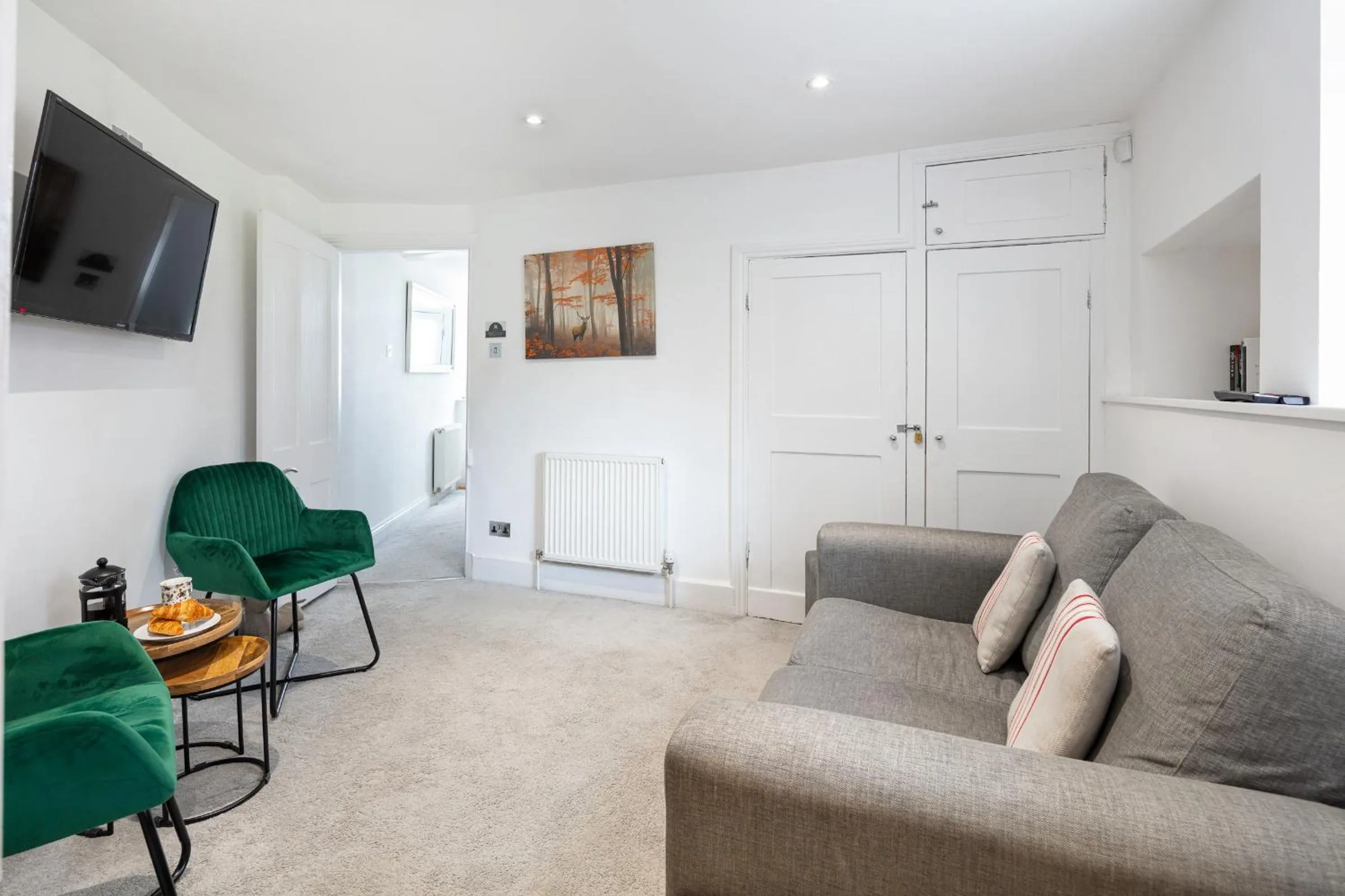 Communal lounge/ TV room in Castle Properties: The Duchess, 3 Bed Family cottage
