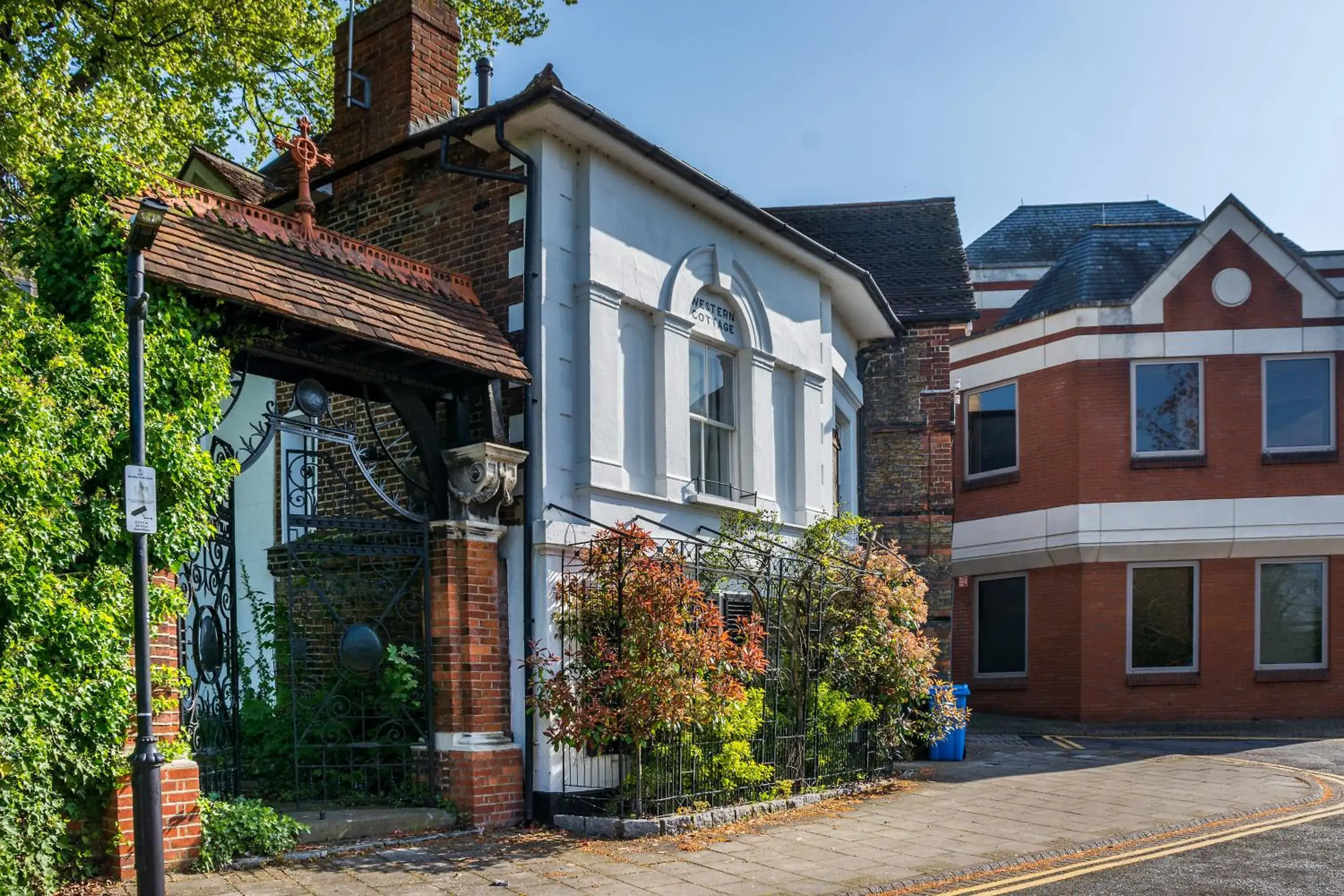 Castle Properties: The Duchess, 3 Bed Family cottage Castle Properties: The Duchess, 3 Bed Family cottage