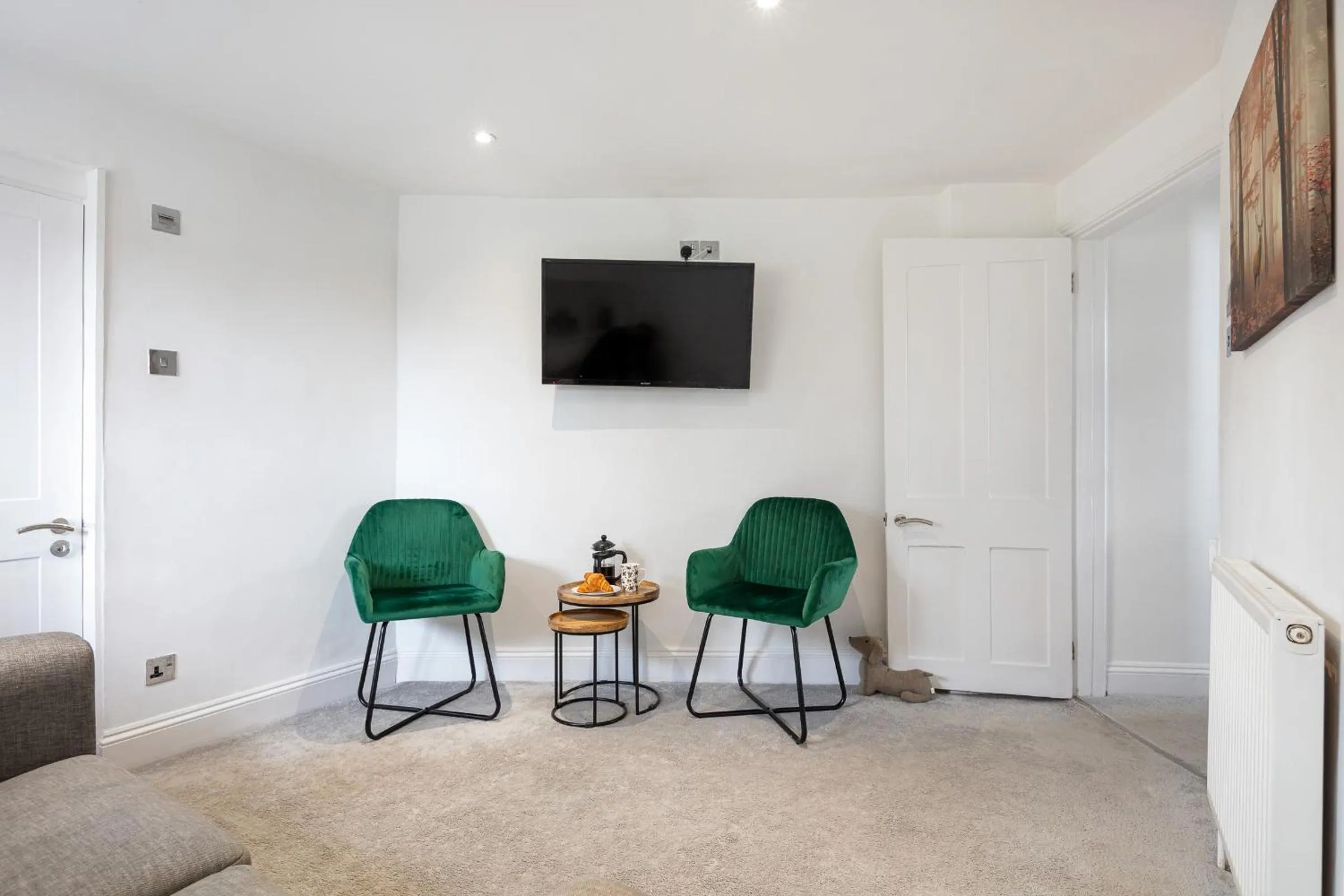Communal lounge/ TV room in Castle Properties: The Duchess, 3 Bed Family cottage