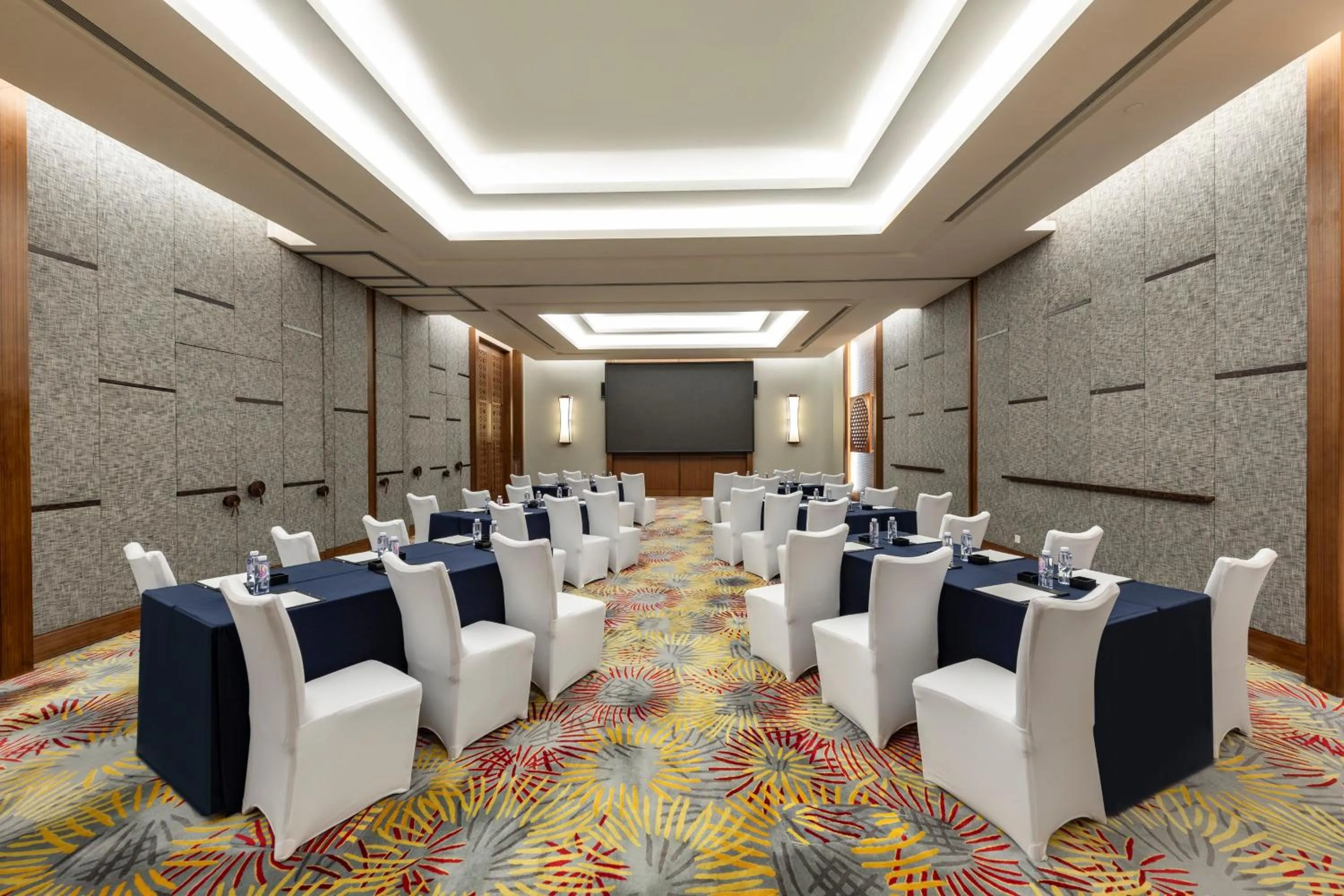 Meeting/conference room in InterContinental Lijiang Ancient Town Resort by IHG