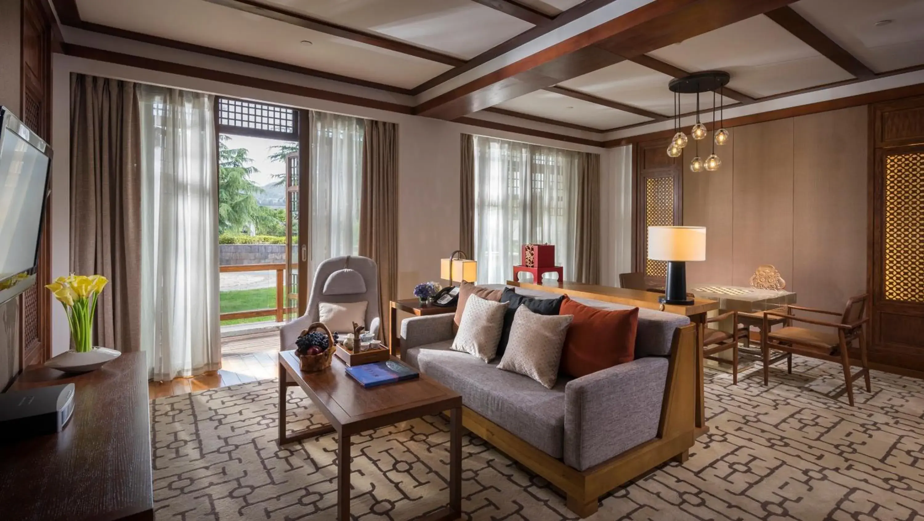 Photo of the whole room in InterContinental Lijiang Ancient Town Resort by IHG Photo of the whole room in InterContinental Lijiang Ancient Town Resort by IHG