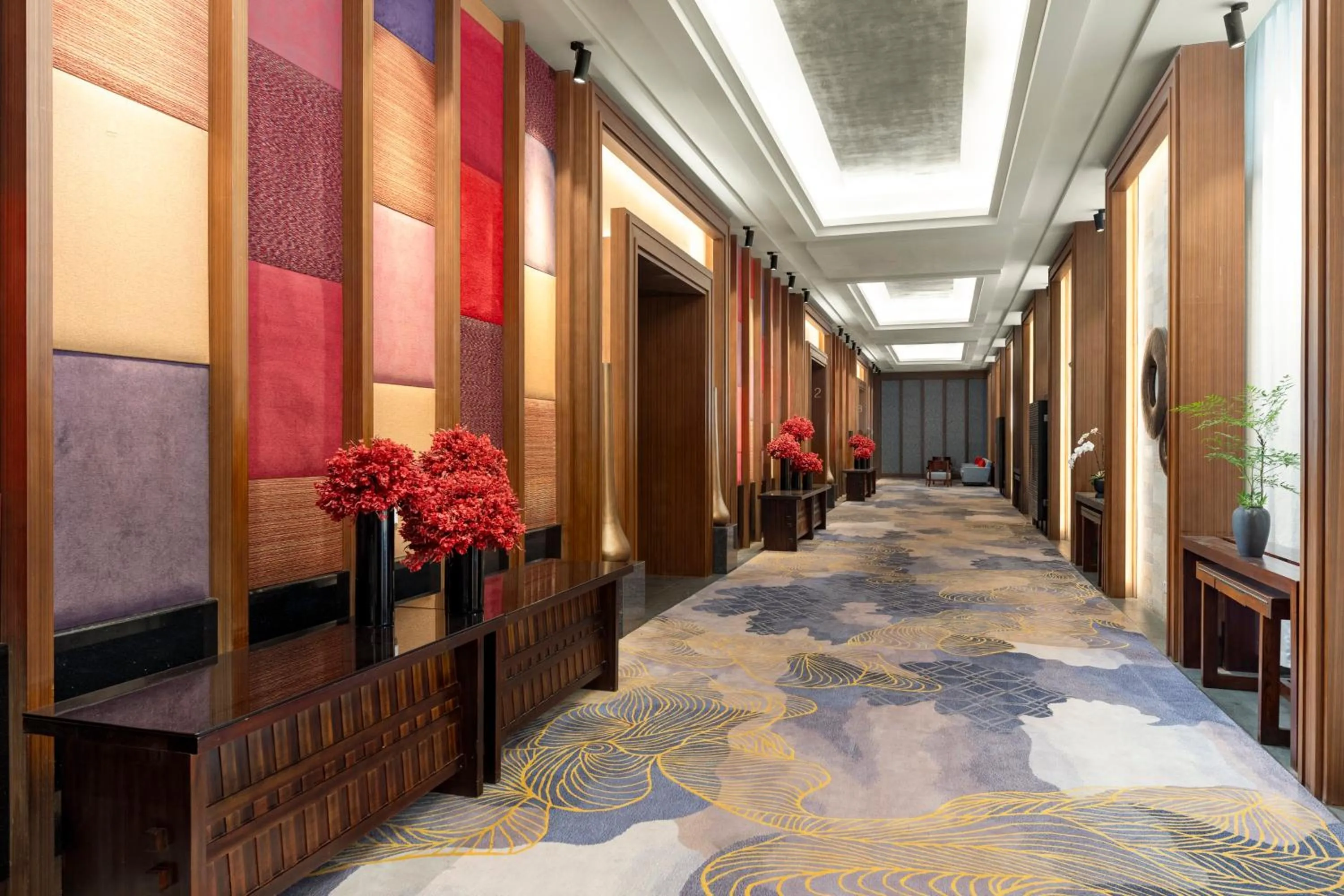Meeting/conference room in InterContinental Lijiang Ancient Town Resort by IHG
