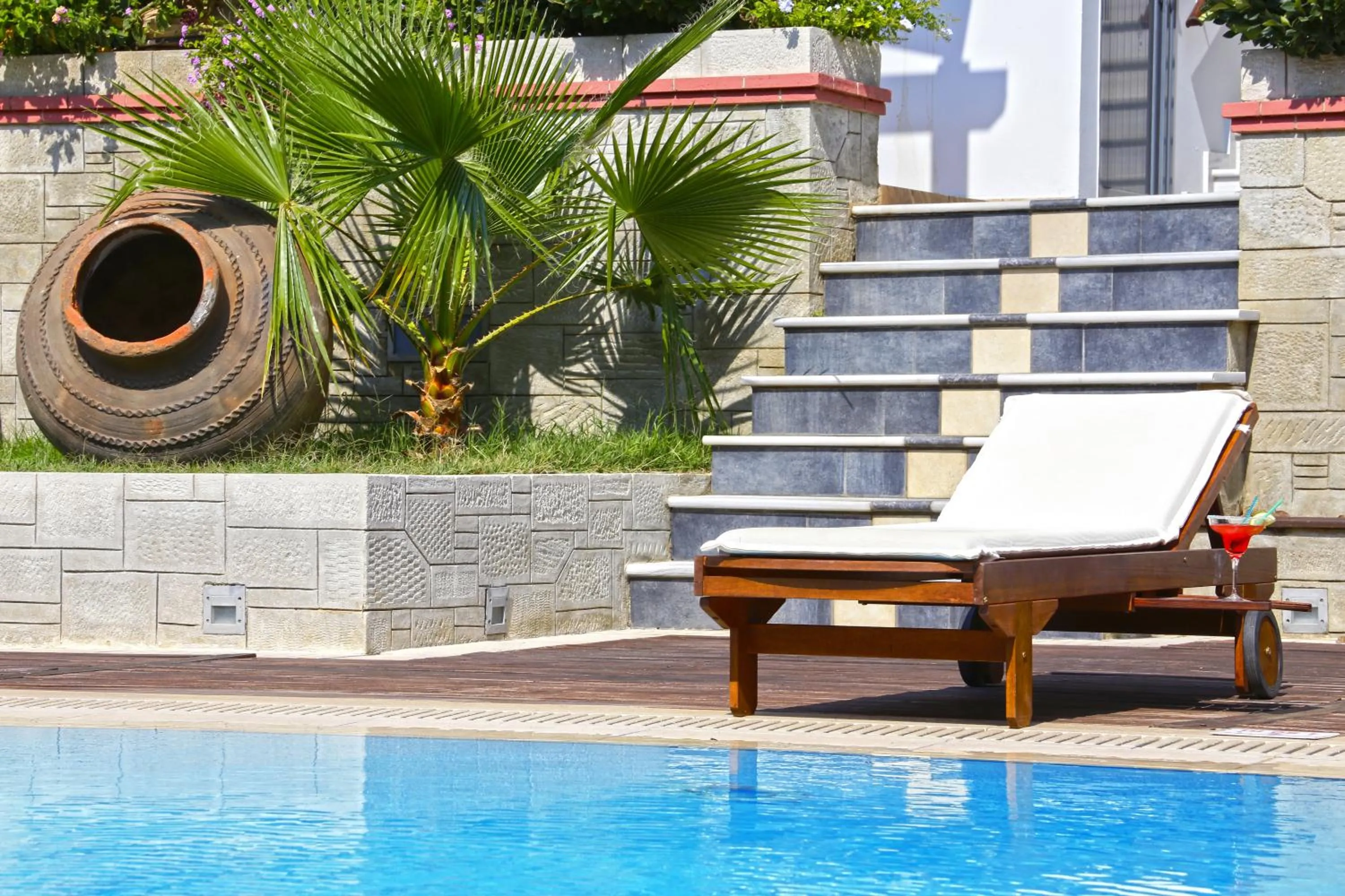 Swimming pool in Sirena Residence & Spa