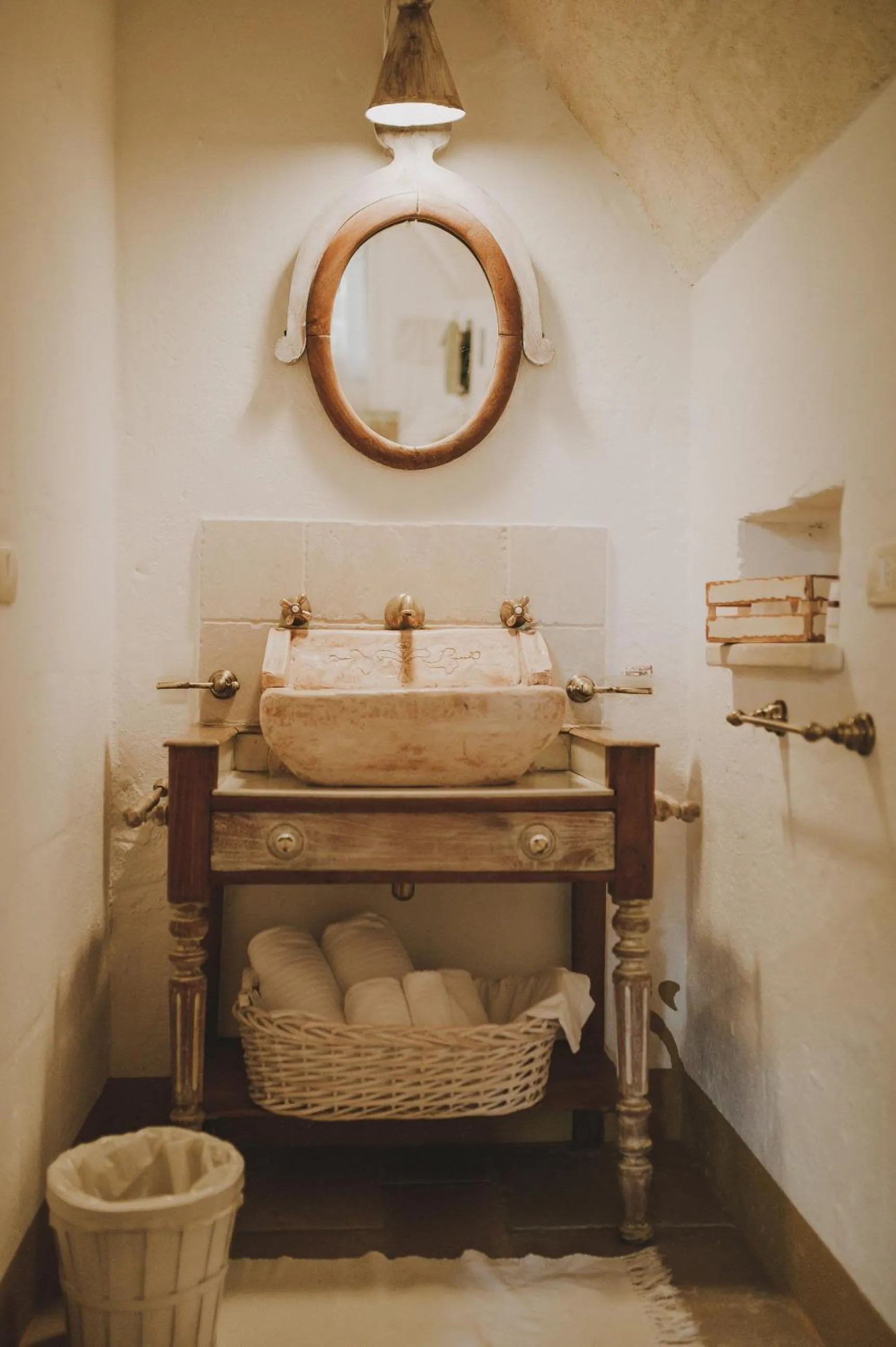 Bathroom, Bed in Masseria Montenapoleone