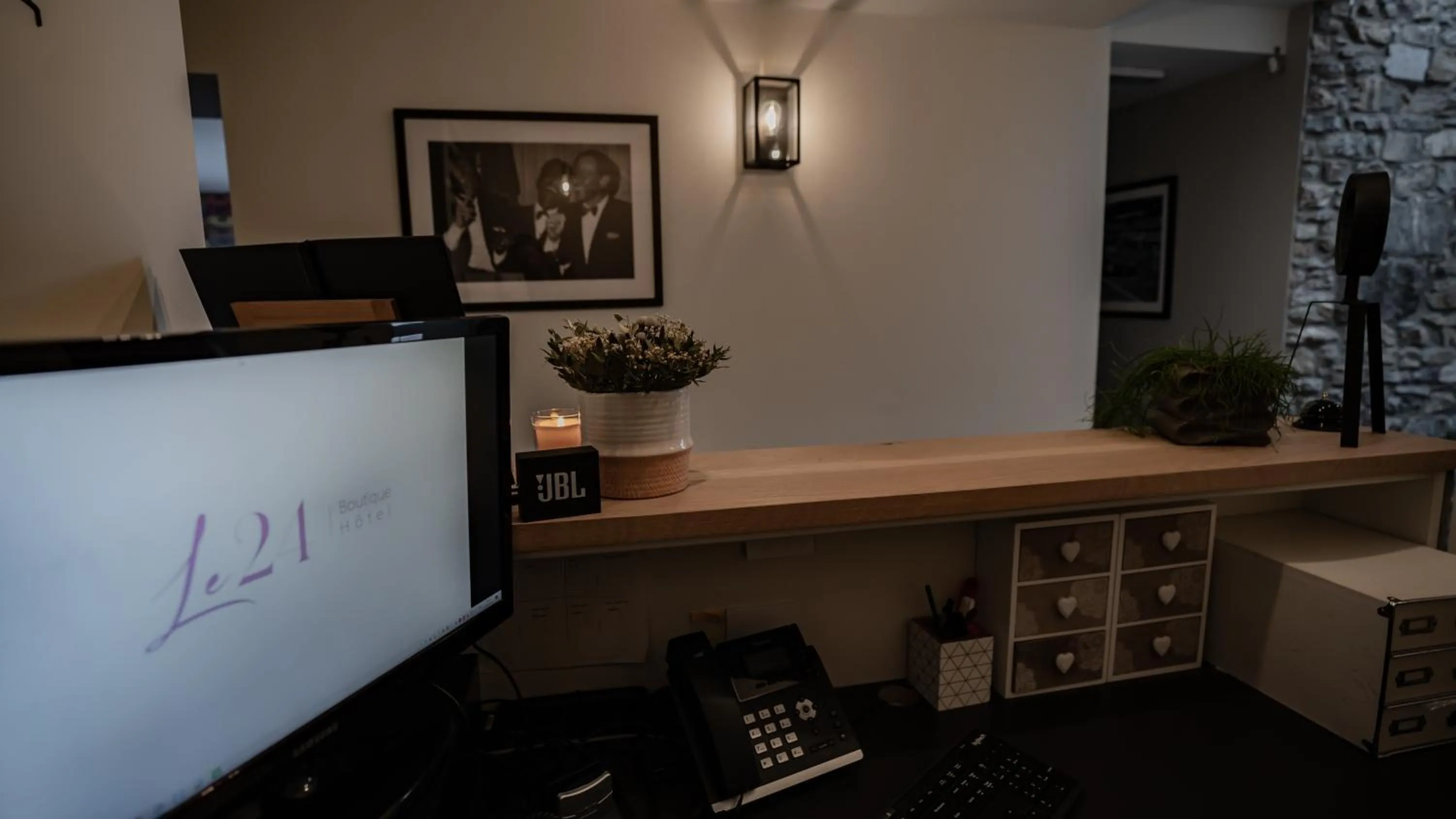 Lobby or reception in Le 24 Hotel