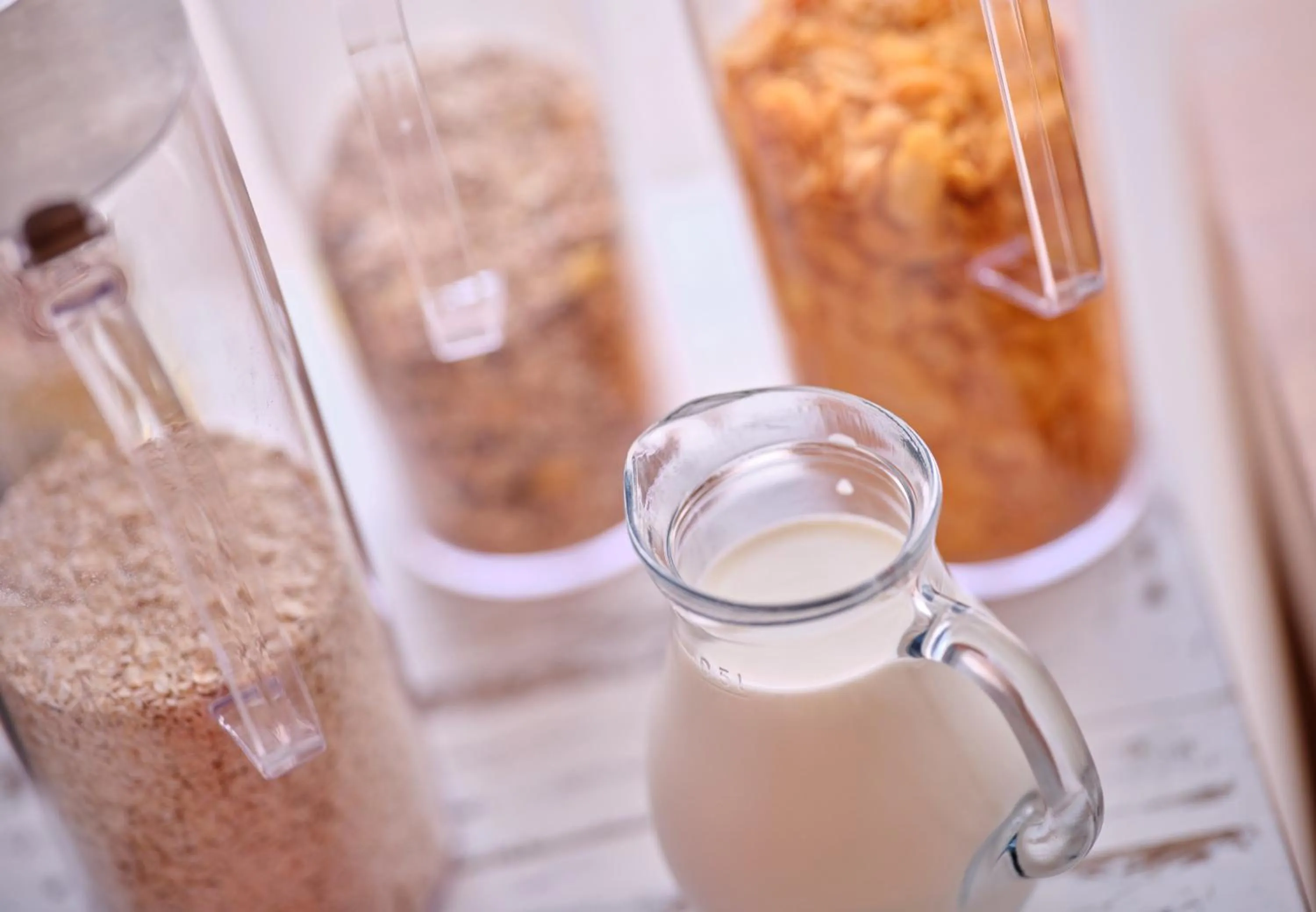 Food and drinks in Le 24 Hotel