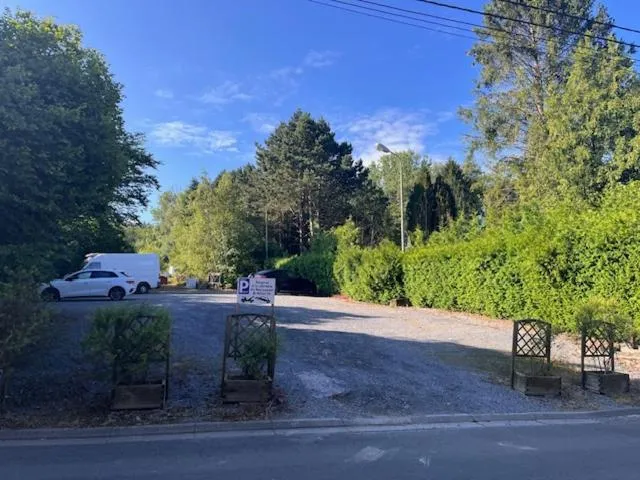 Parking in Le 24 Hotel