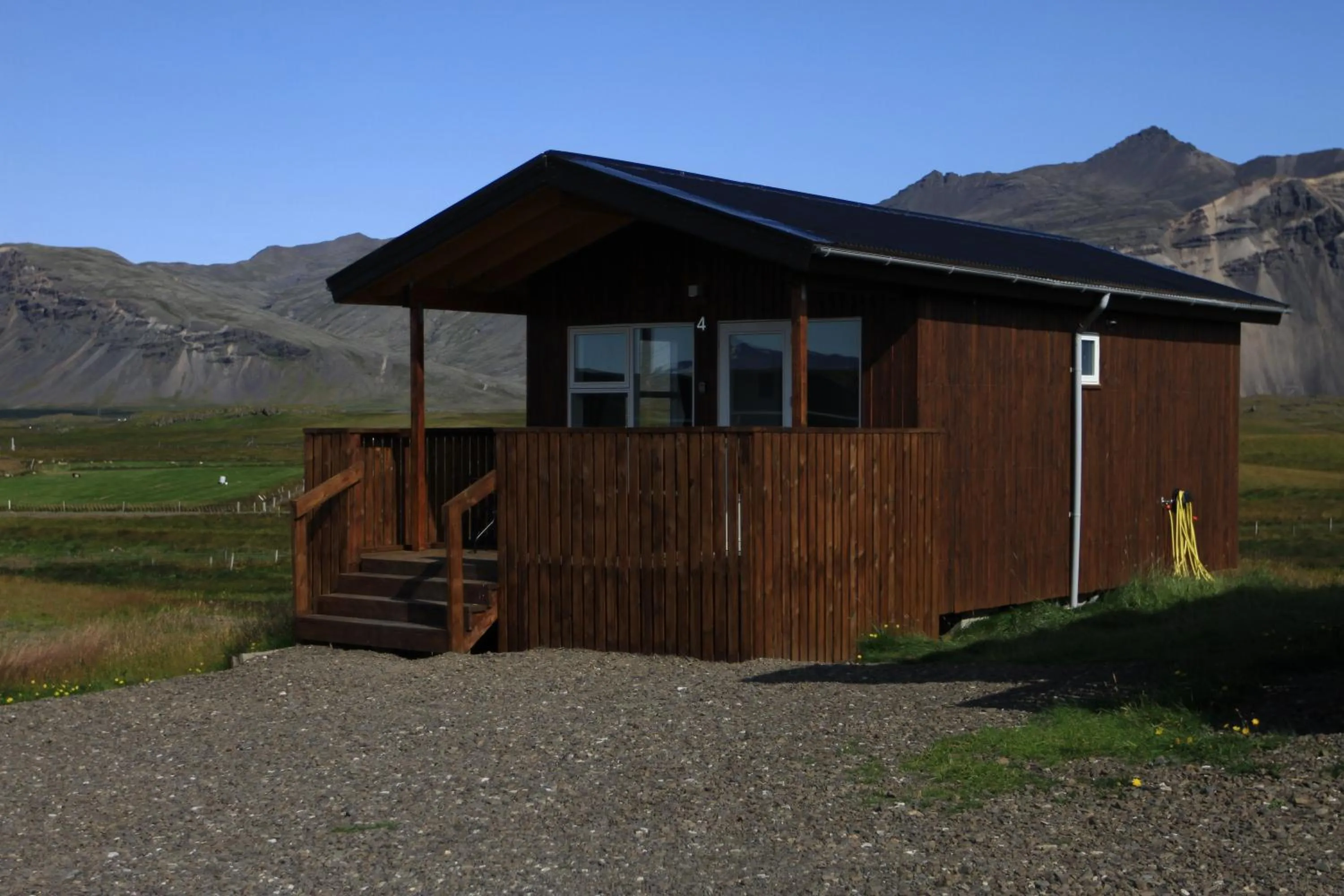 Facade/entrance in Aurora Cabins