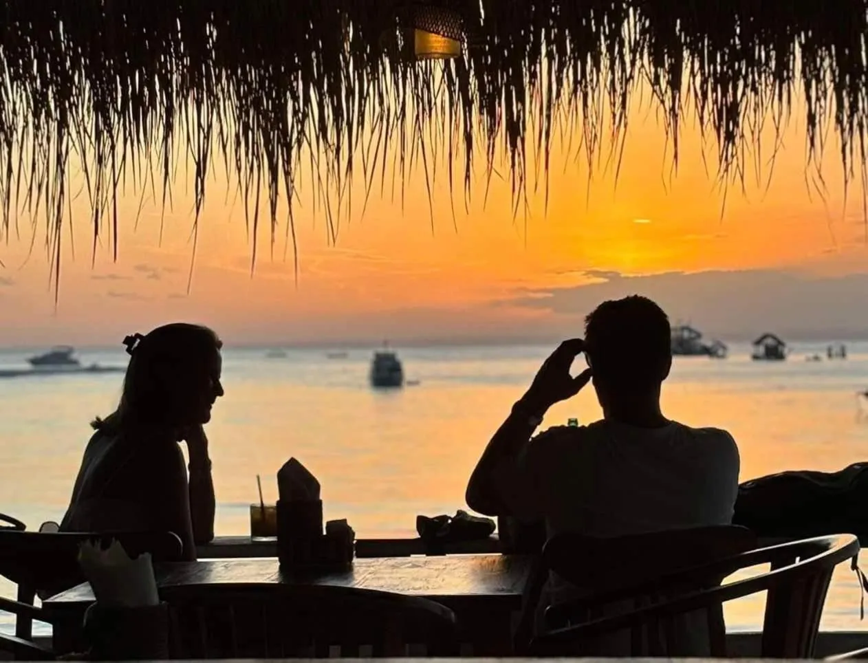 Restaurant/places to eat in The Captains Villa
