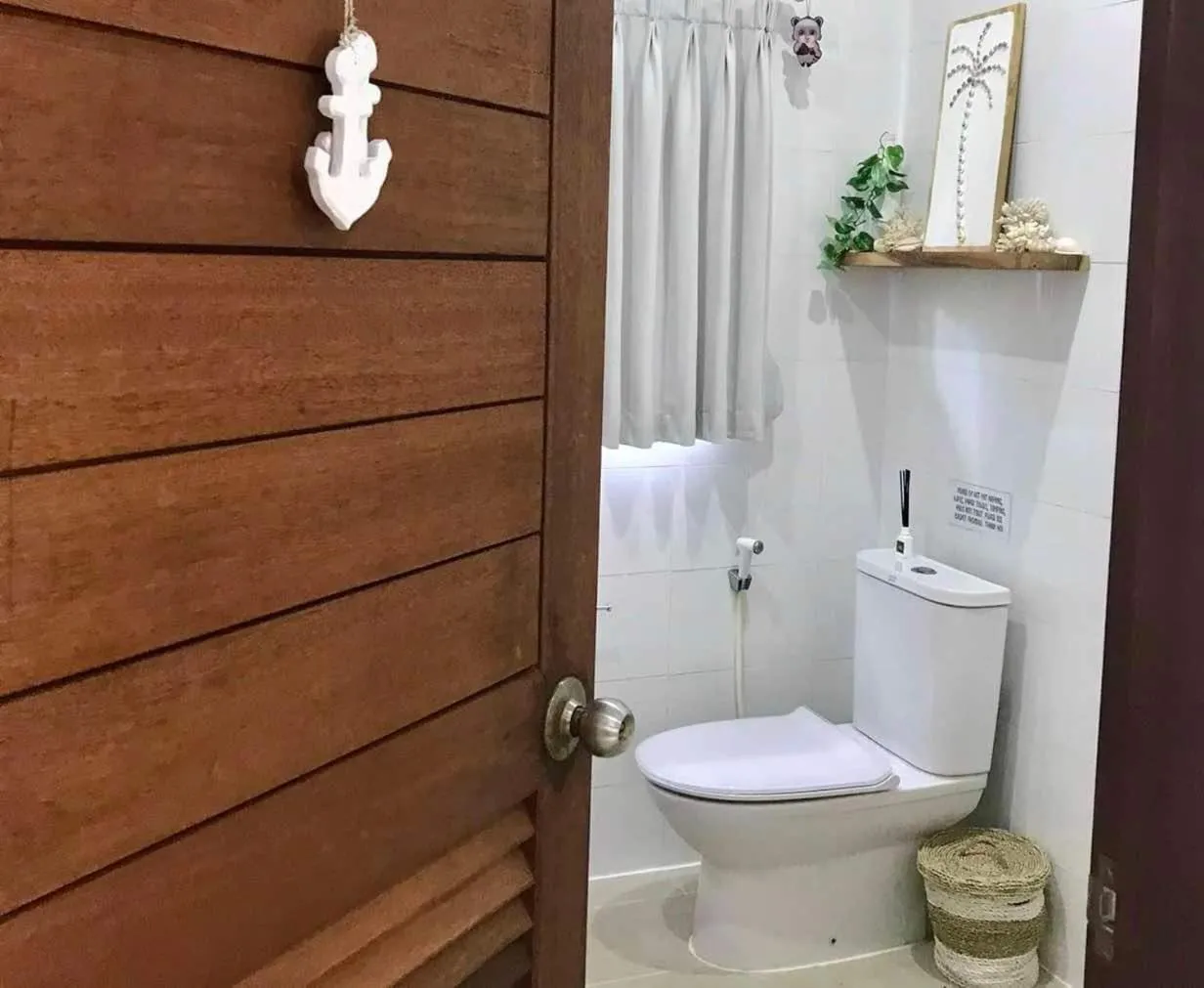 Toilet in The Captains Villa