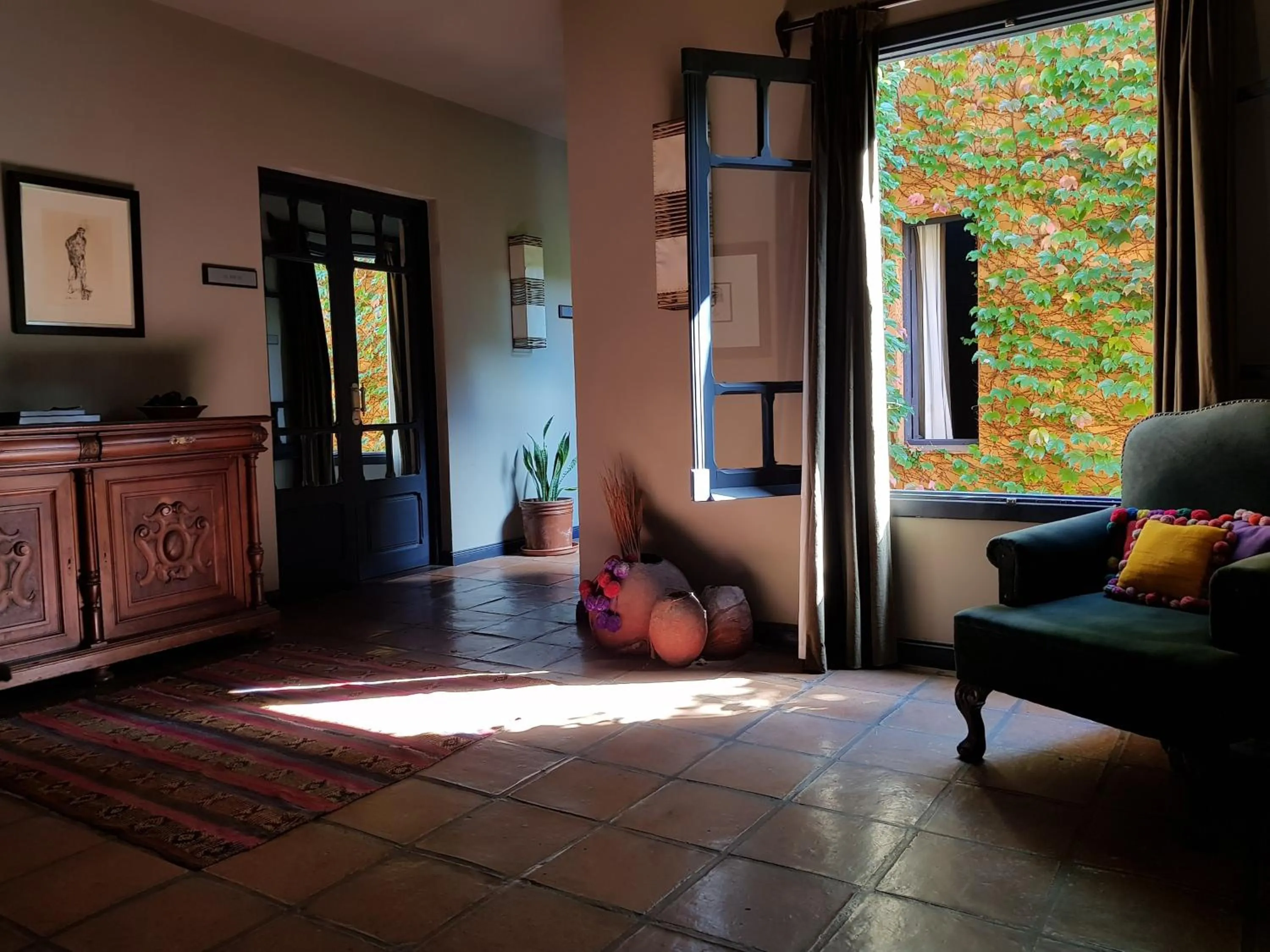 Seating area in Legado Mitico Salta Hotel Boutique