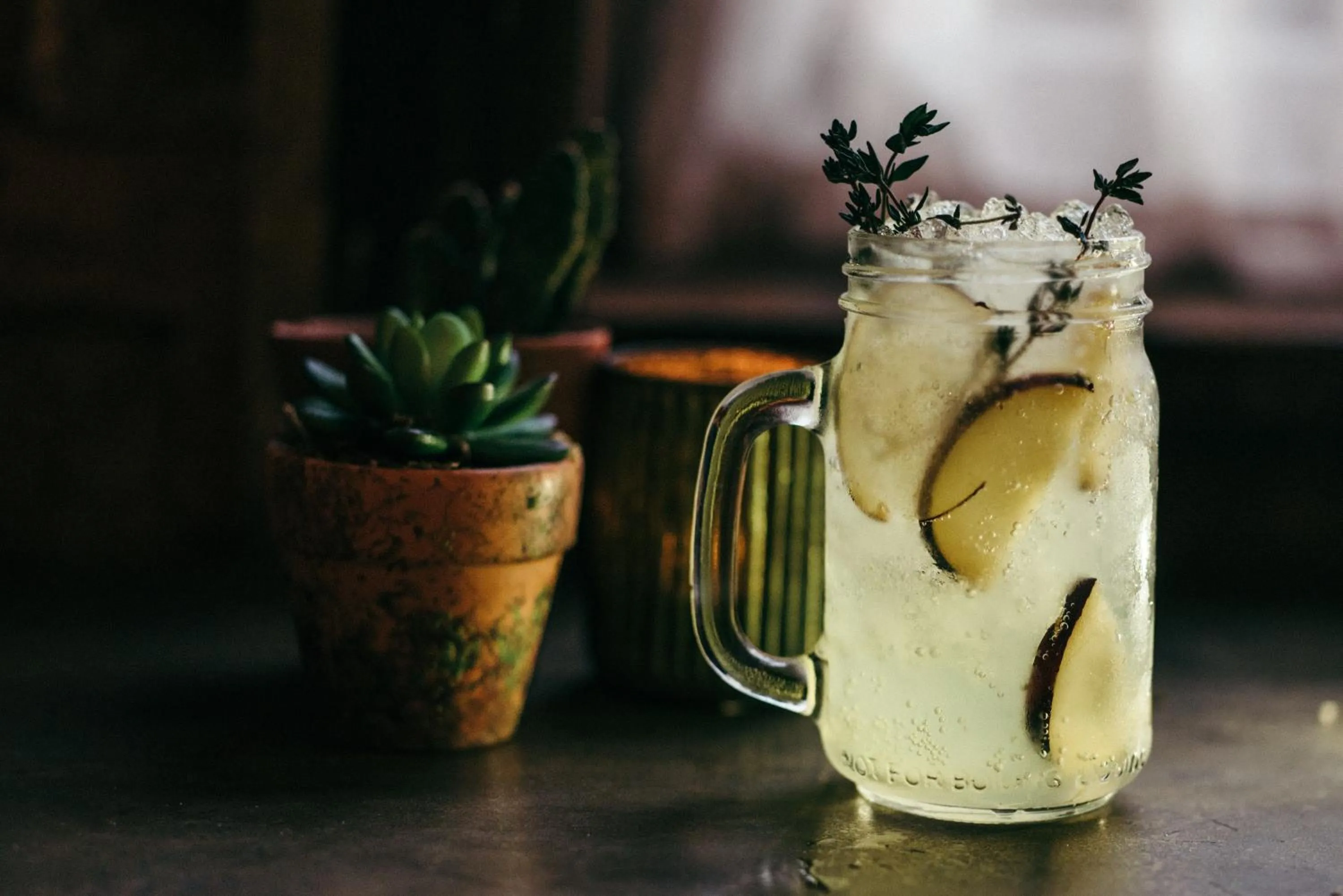 Food and drinks in Artist Residence Cornwall