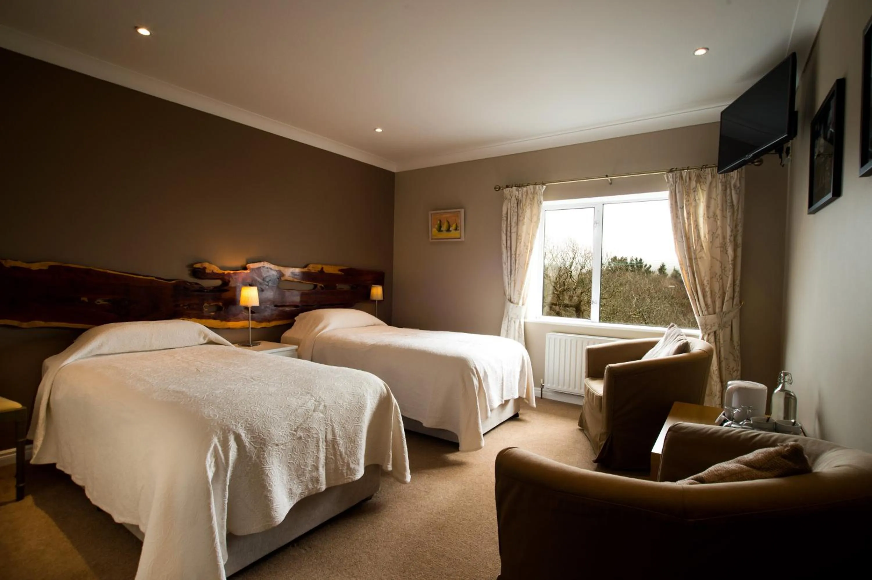 Bedroom, Bed in Sharamore House B&B