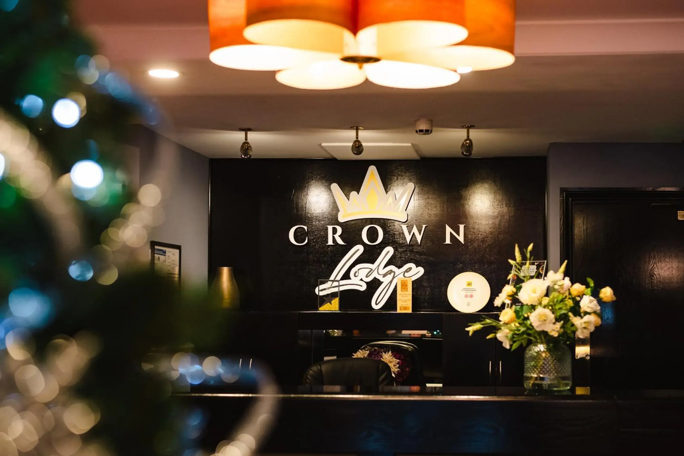 Lobby or reception in Crown Lodge Hotel Lobby or reception in Crown Lodge Hotel