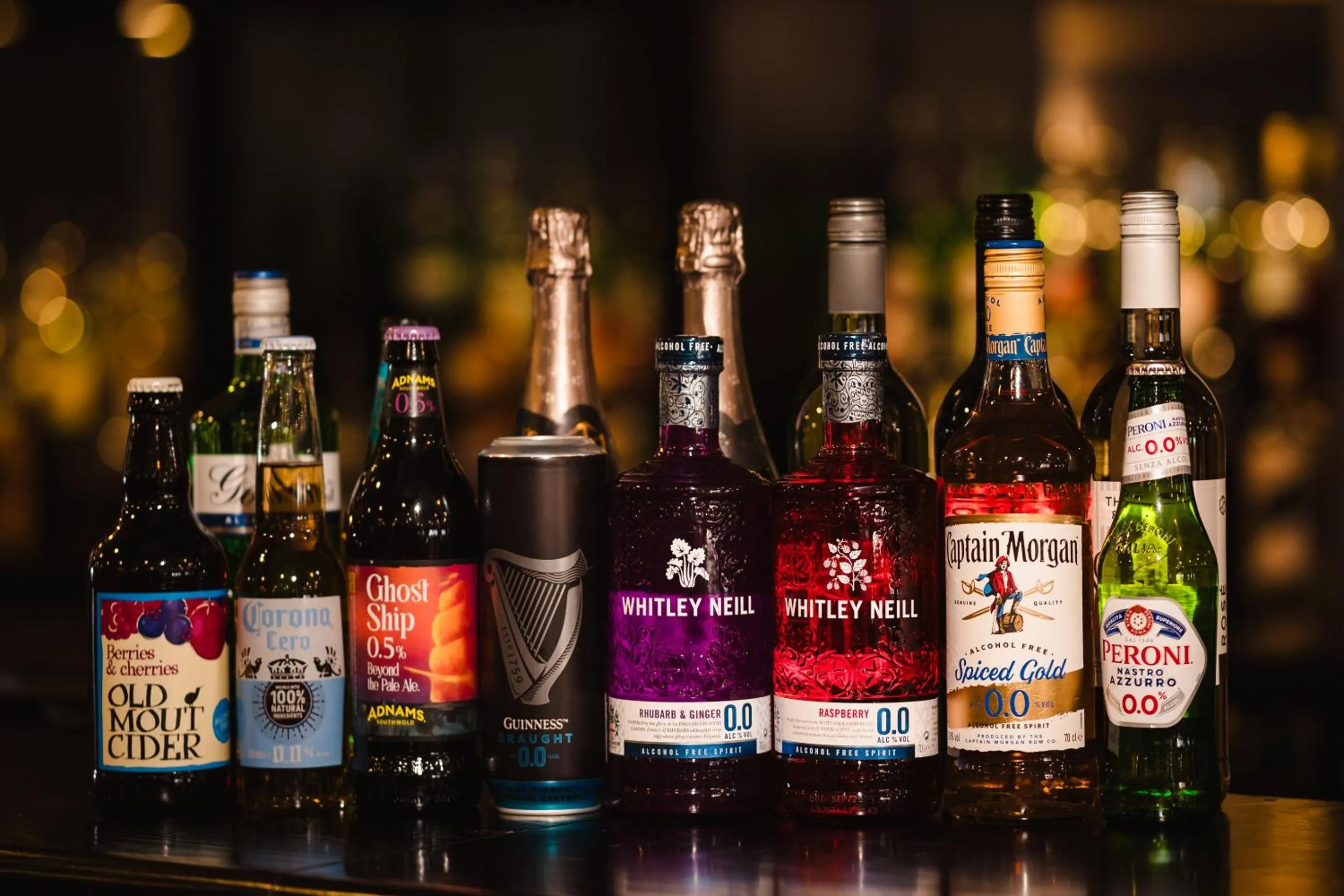 Lounge or bar in Crown Lodge Hotel