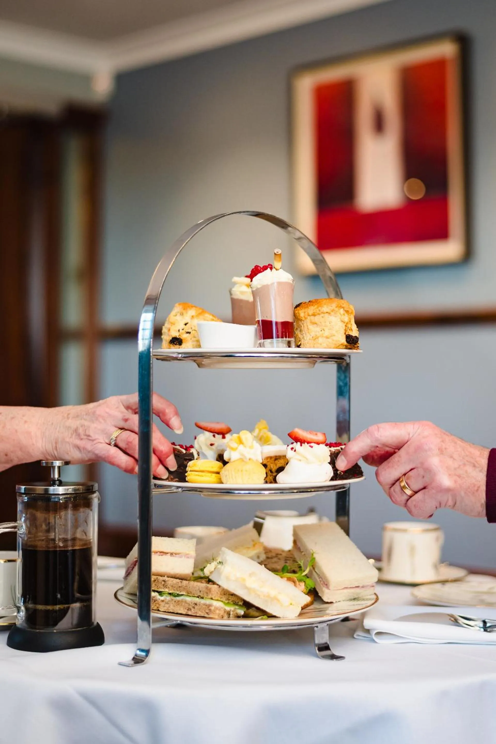 Dining area in Crown Lodge Hotel
