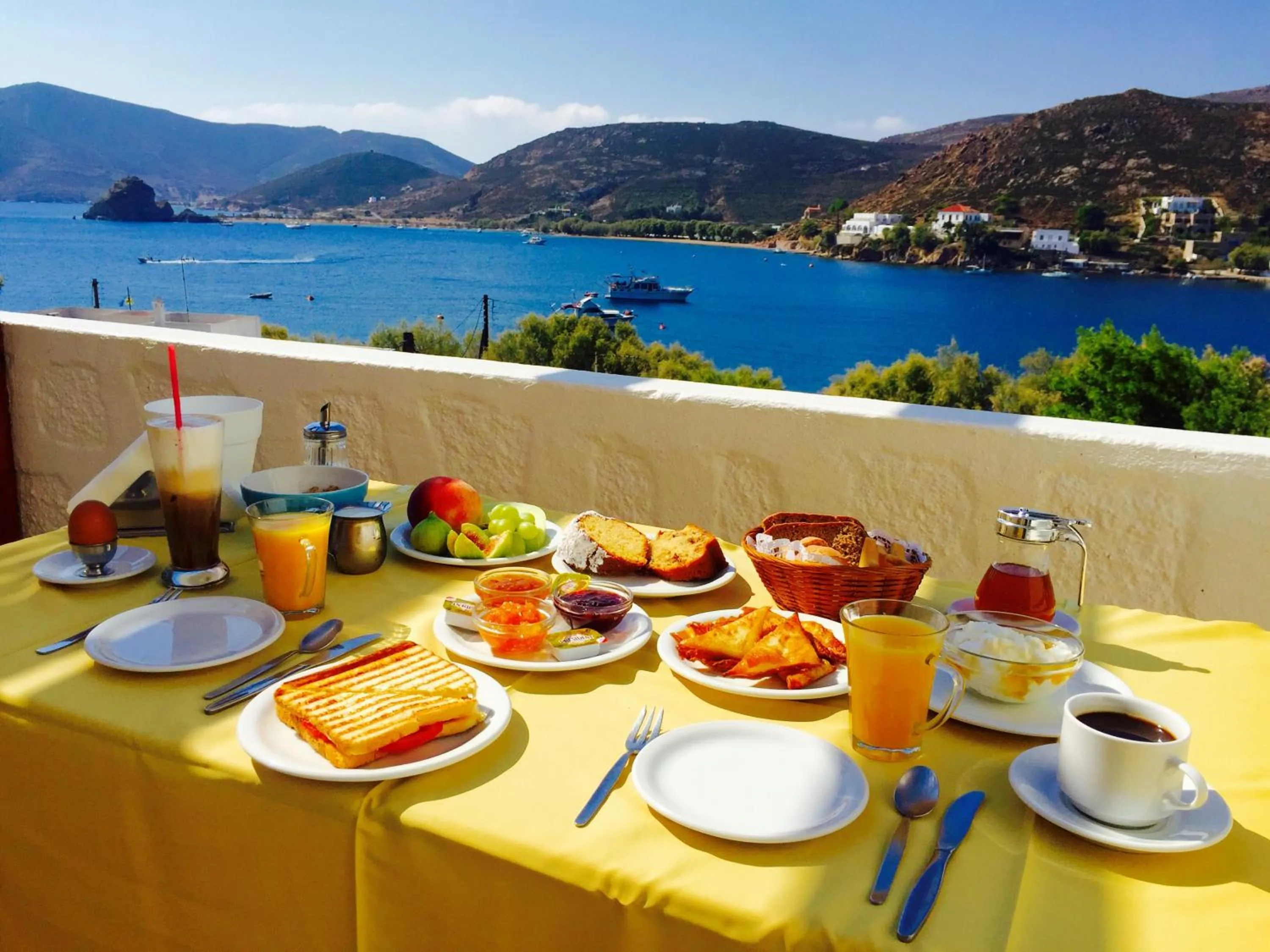 Day in Alexandros Hotel