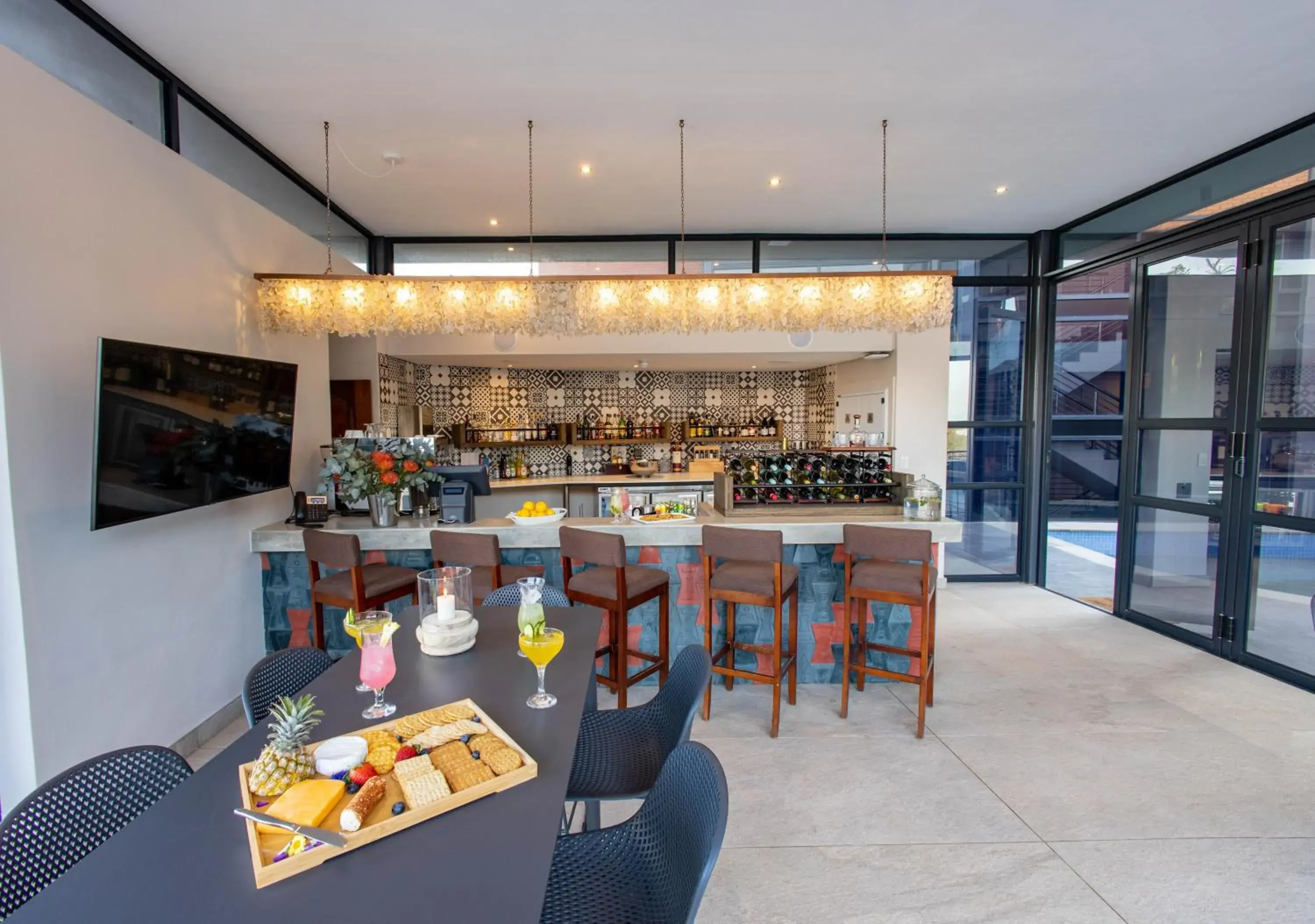 Lounge or bar in Angels View Hotel Lounge or bar in Angels View Hotel