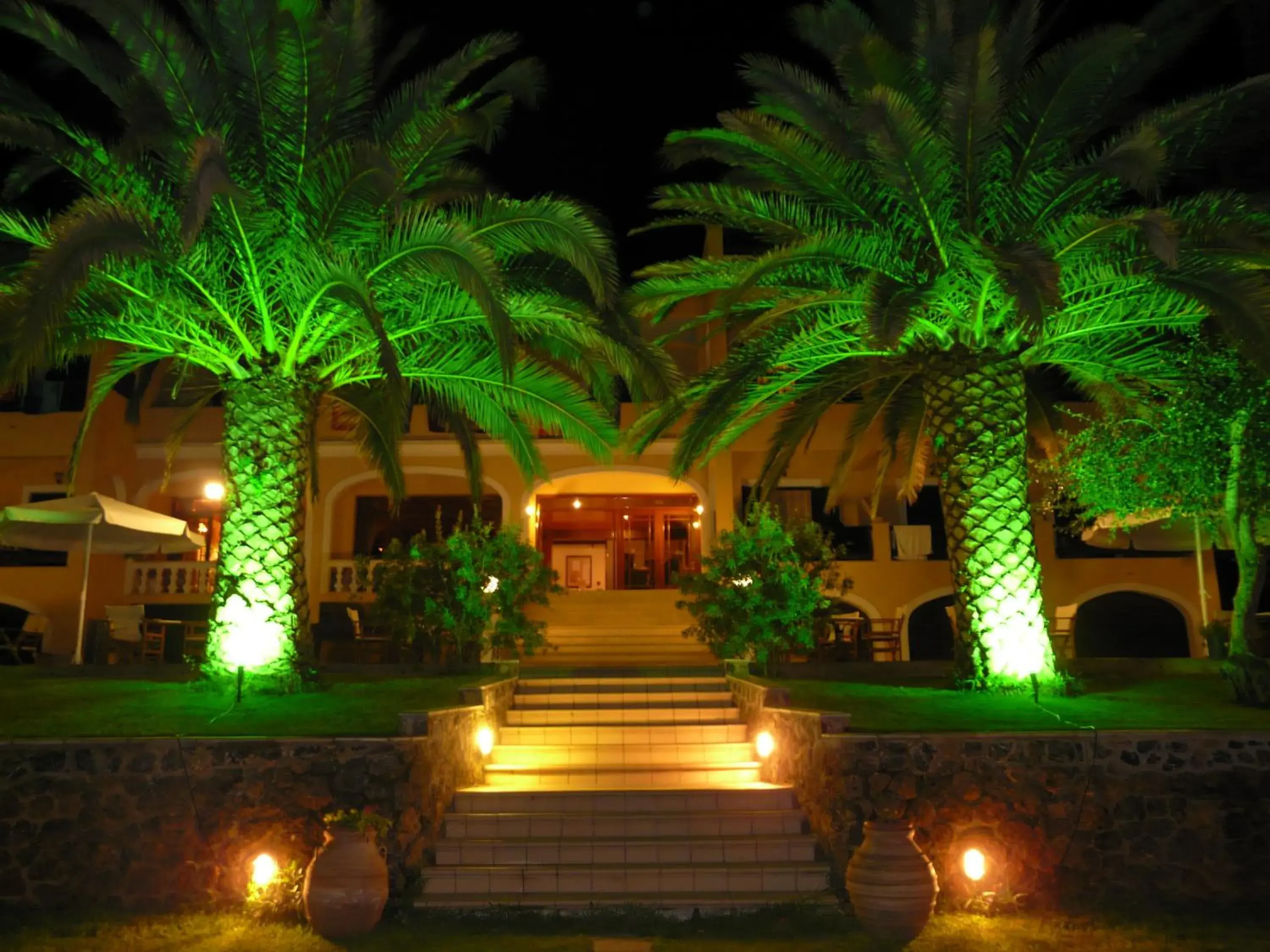 Facade/entrance in Fiori Hotel Facade/entrance in Fiori Hotel