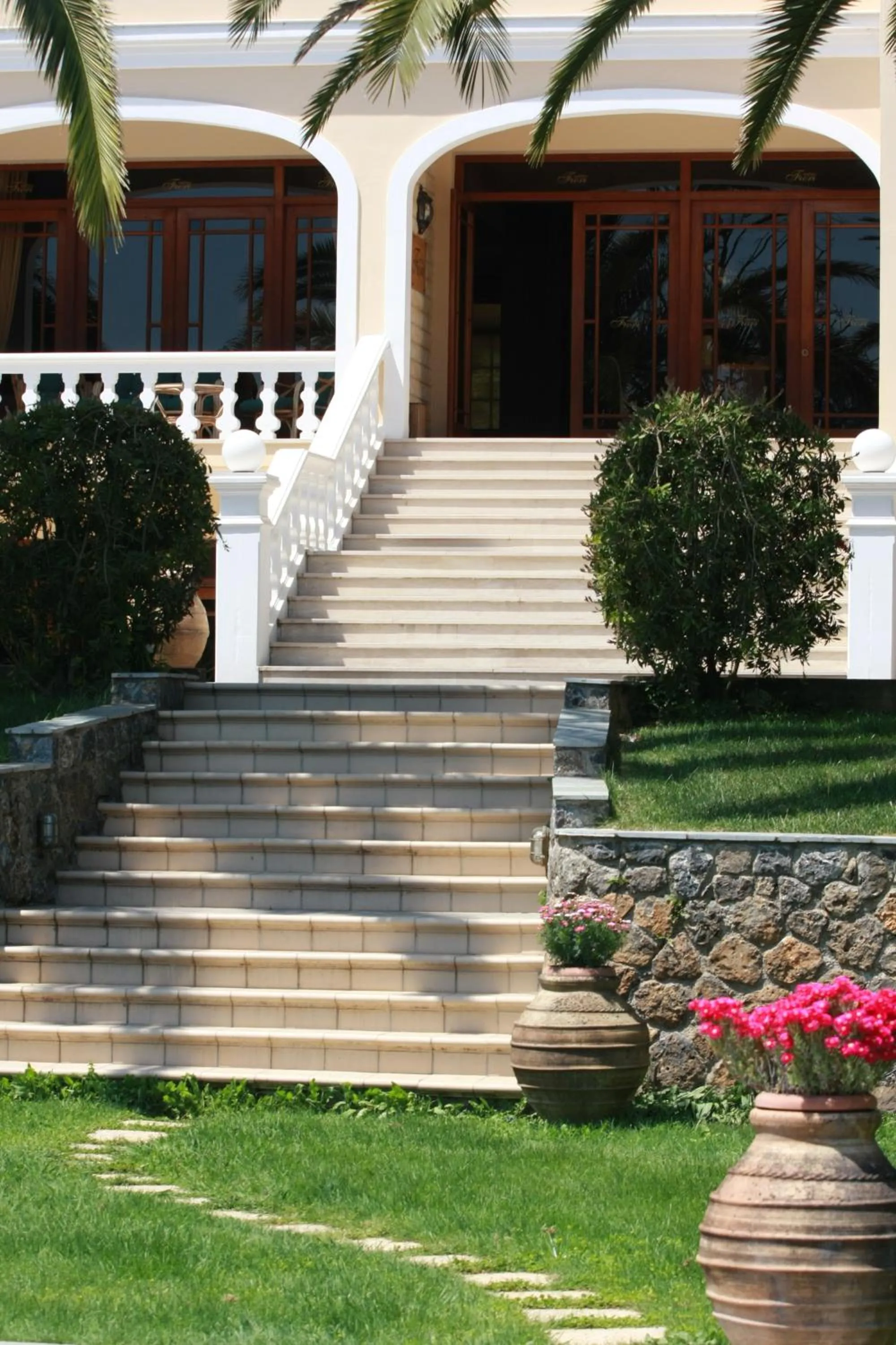 Facade/entrance in Fiori Hotel