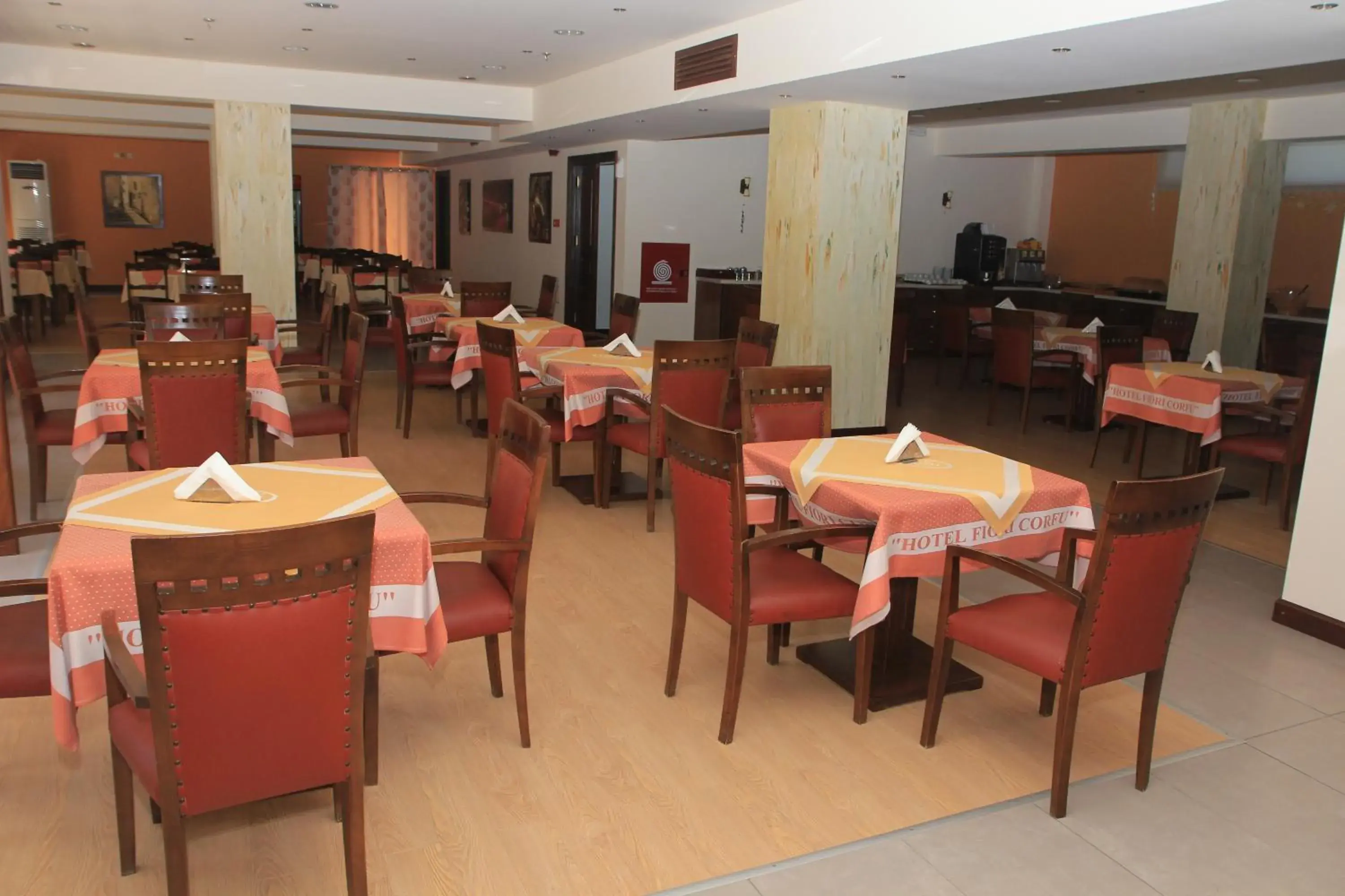 Restaurant/places to eat in Fiori Hotel Restaurant/places to eat in Fiori Hotel