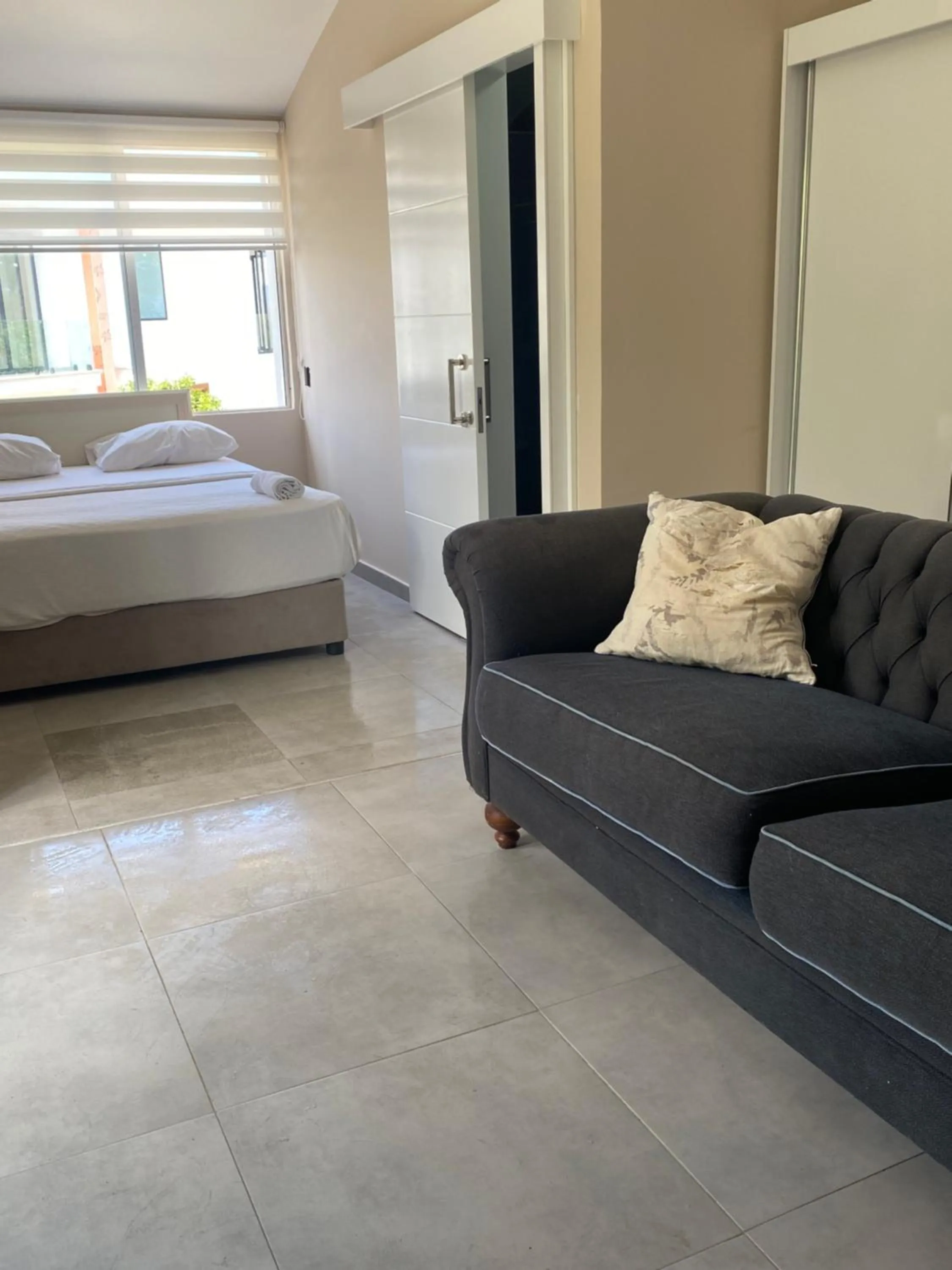 The Prince Inn Hotel & Villas