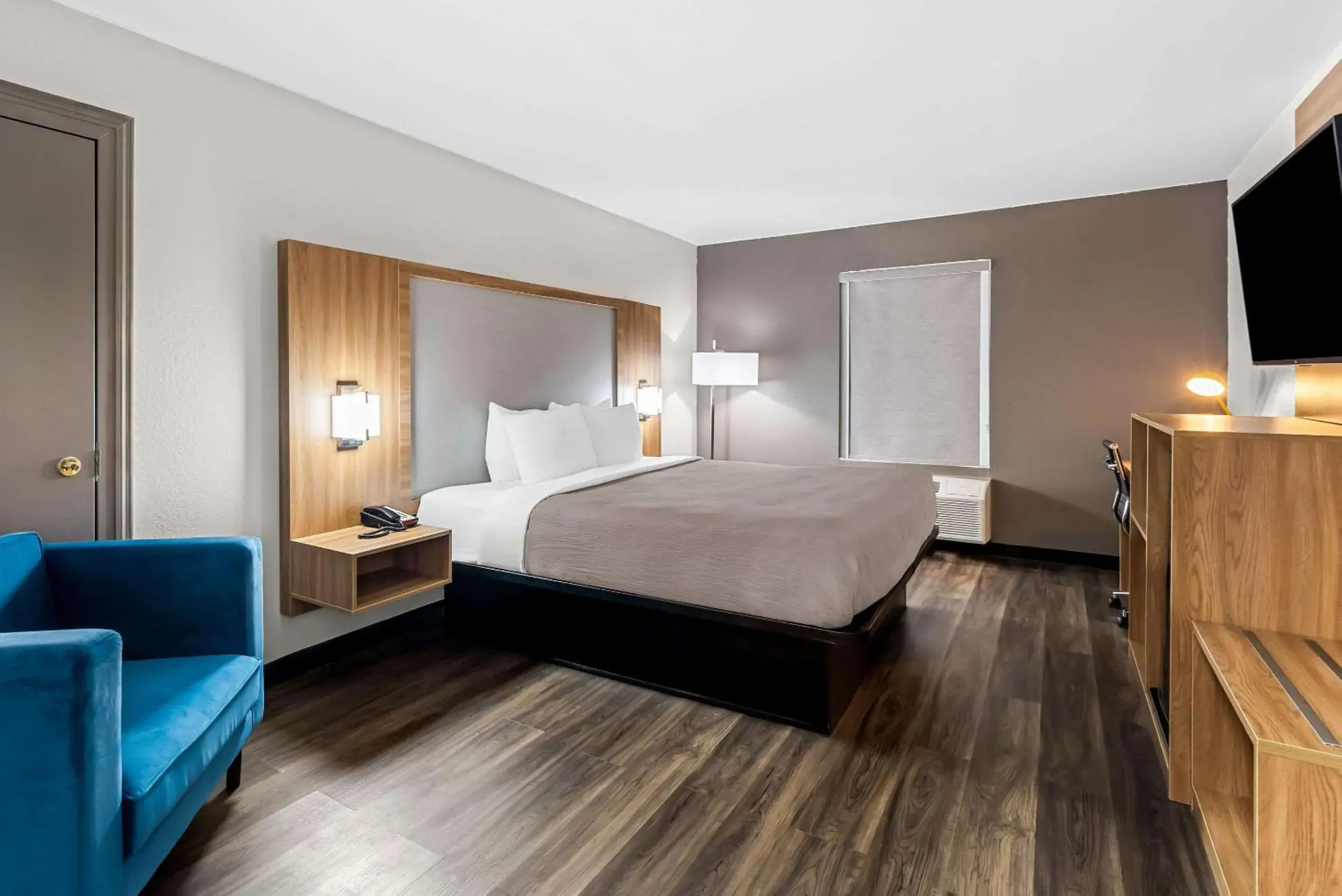 Bedroom, Bed in Quality Inn Bedroom, Bed in Quality Inn