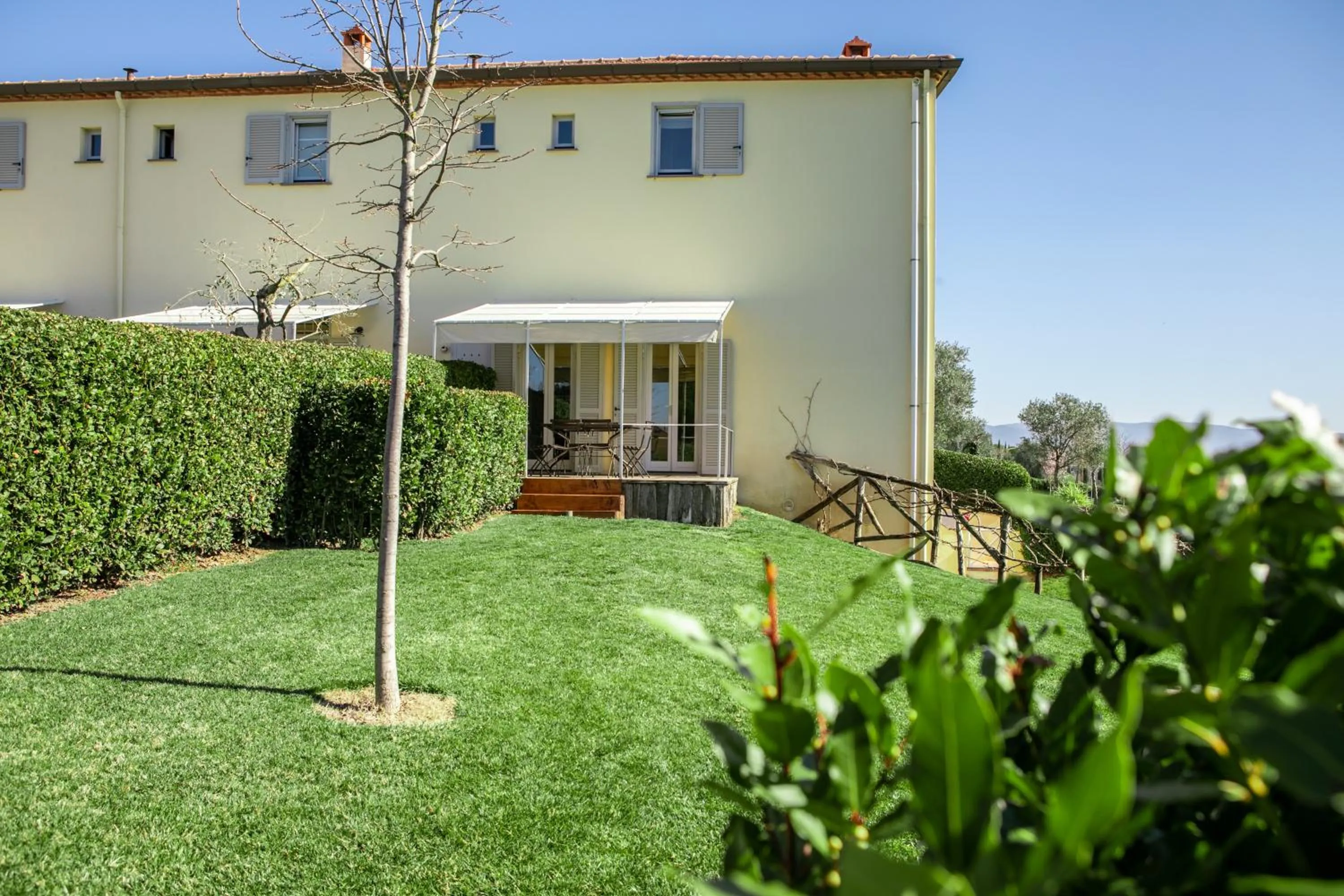 Property building in Resort Borgo Syrah