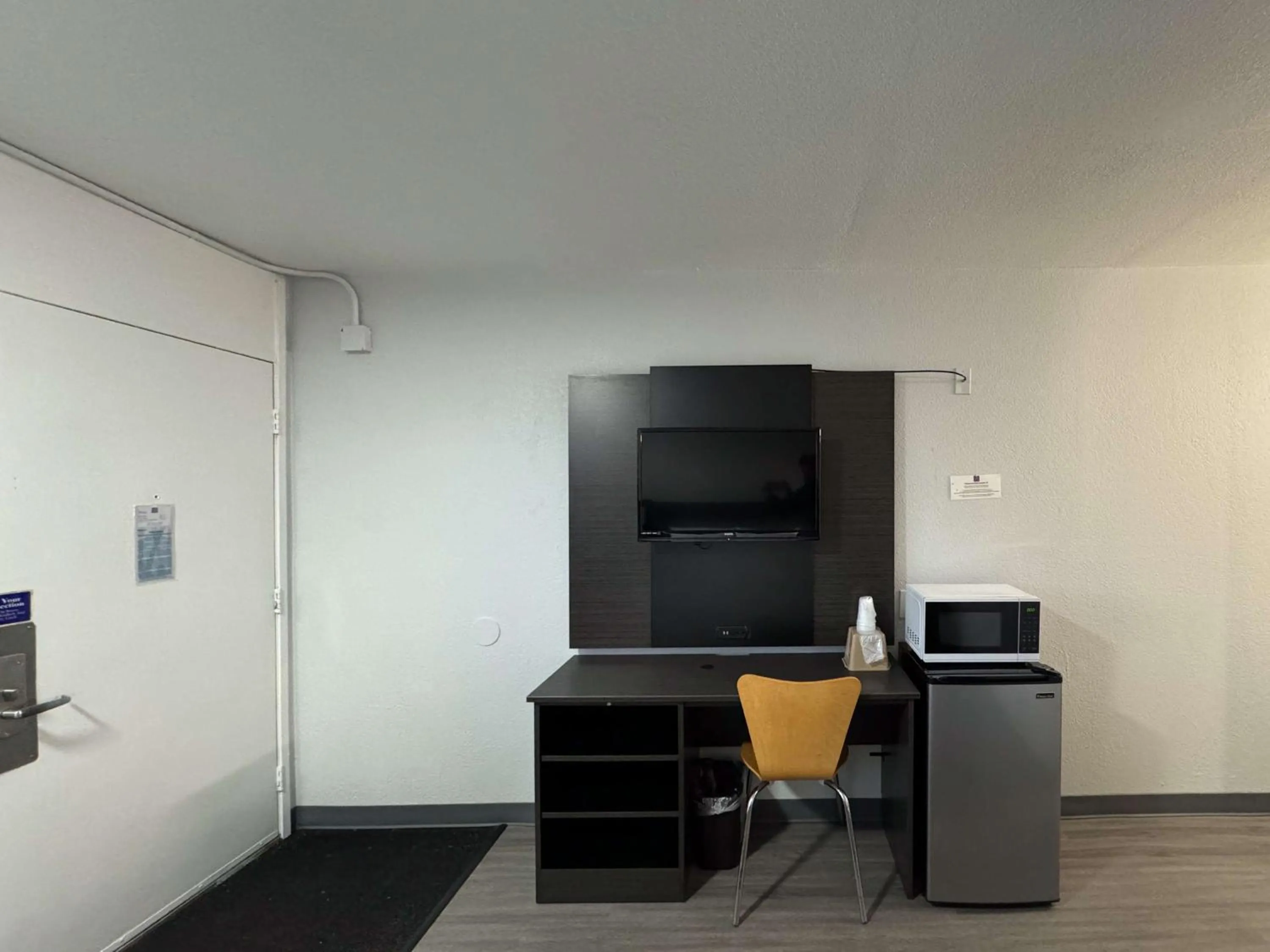 Other in Motel 6-Janesville, WI