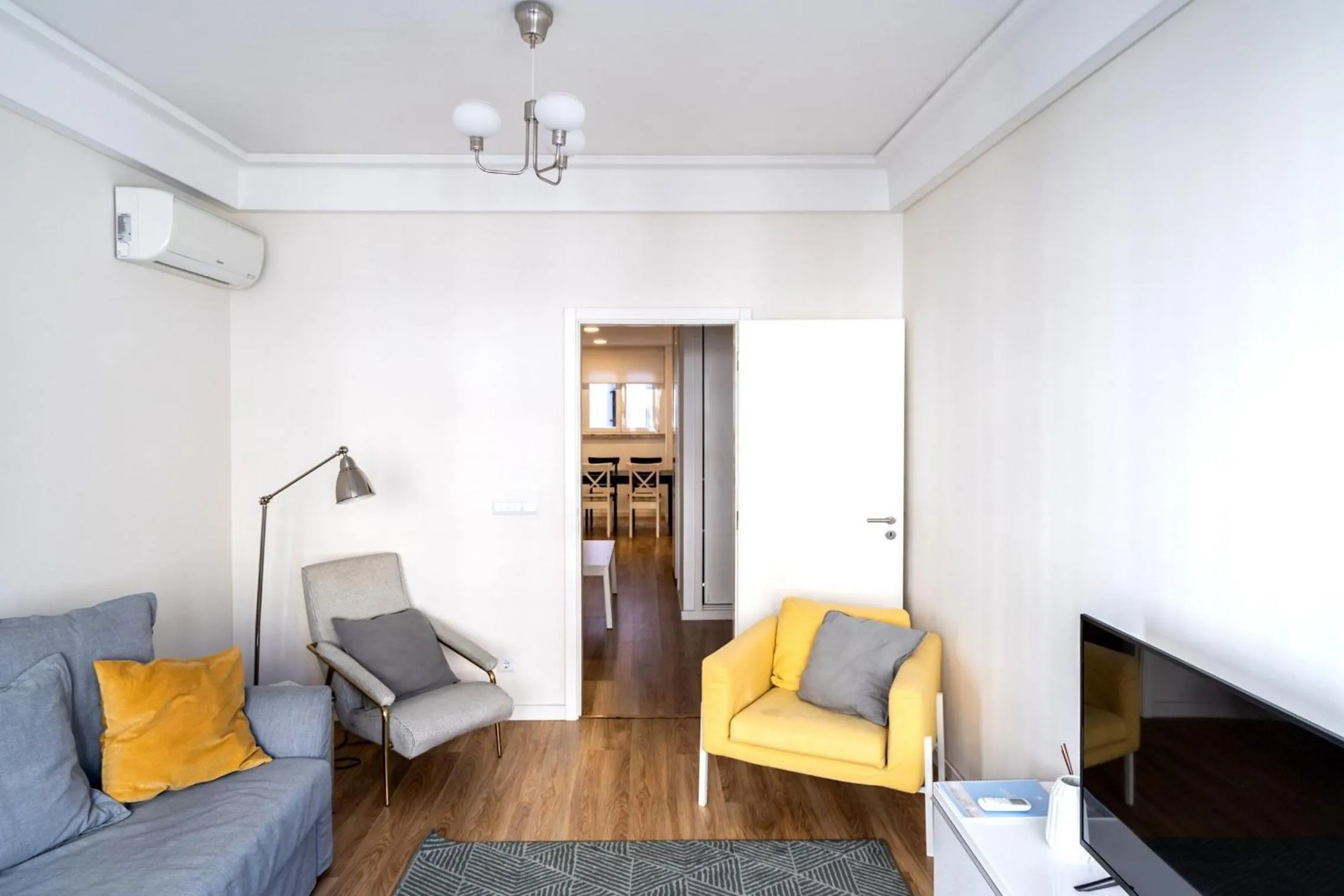 Communal lounge/ TV room in Akicity Marques Pearl II