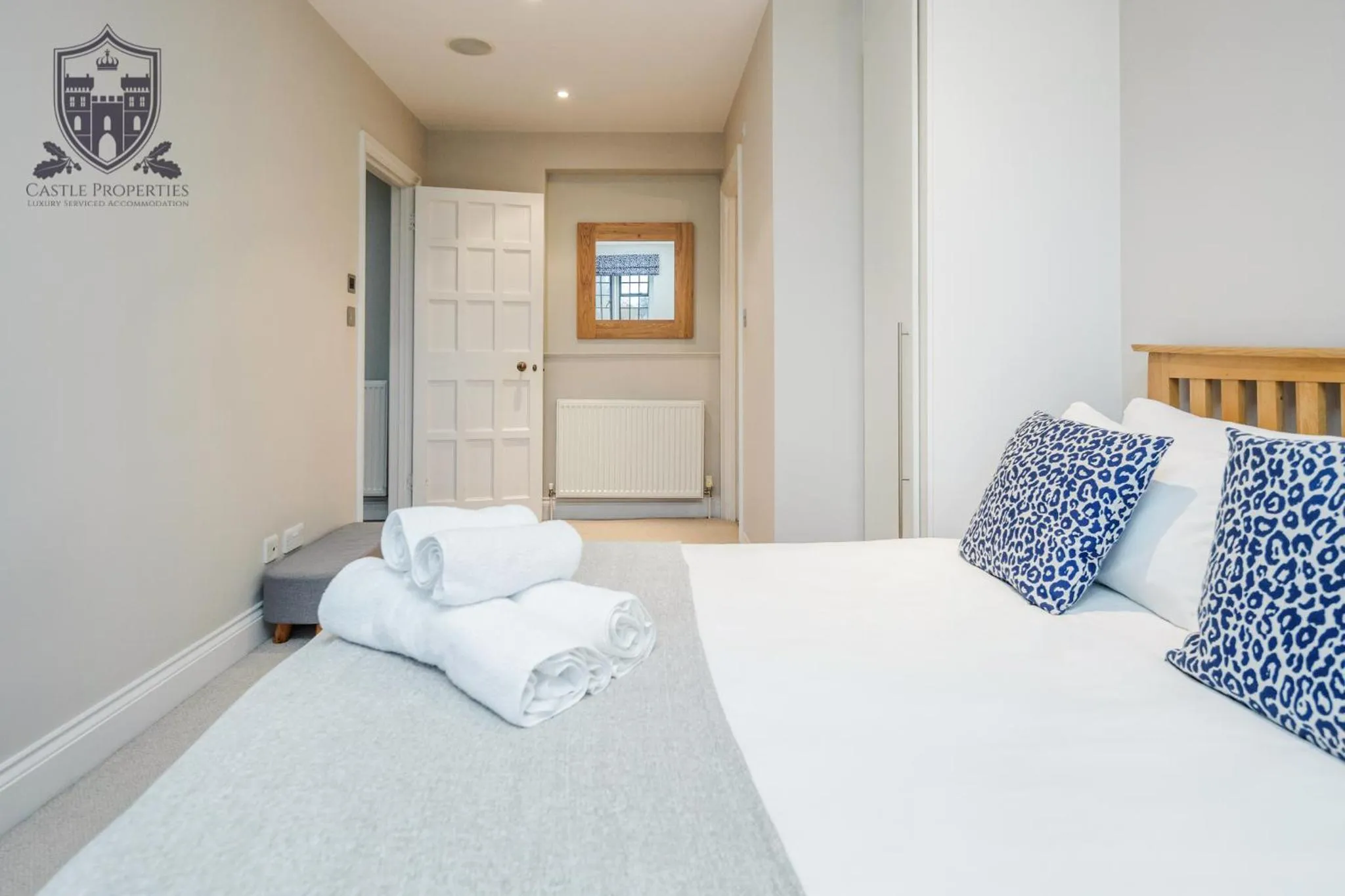 Bed in Castle Properties:Eton-The College