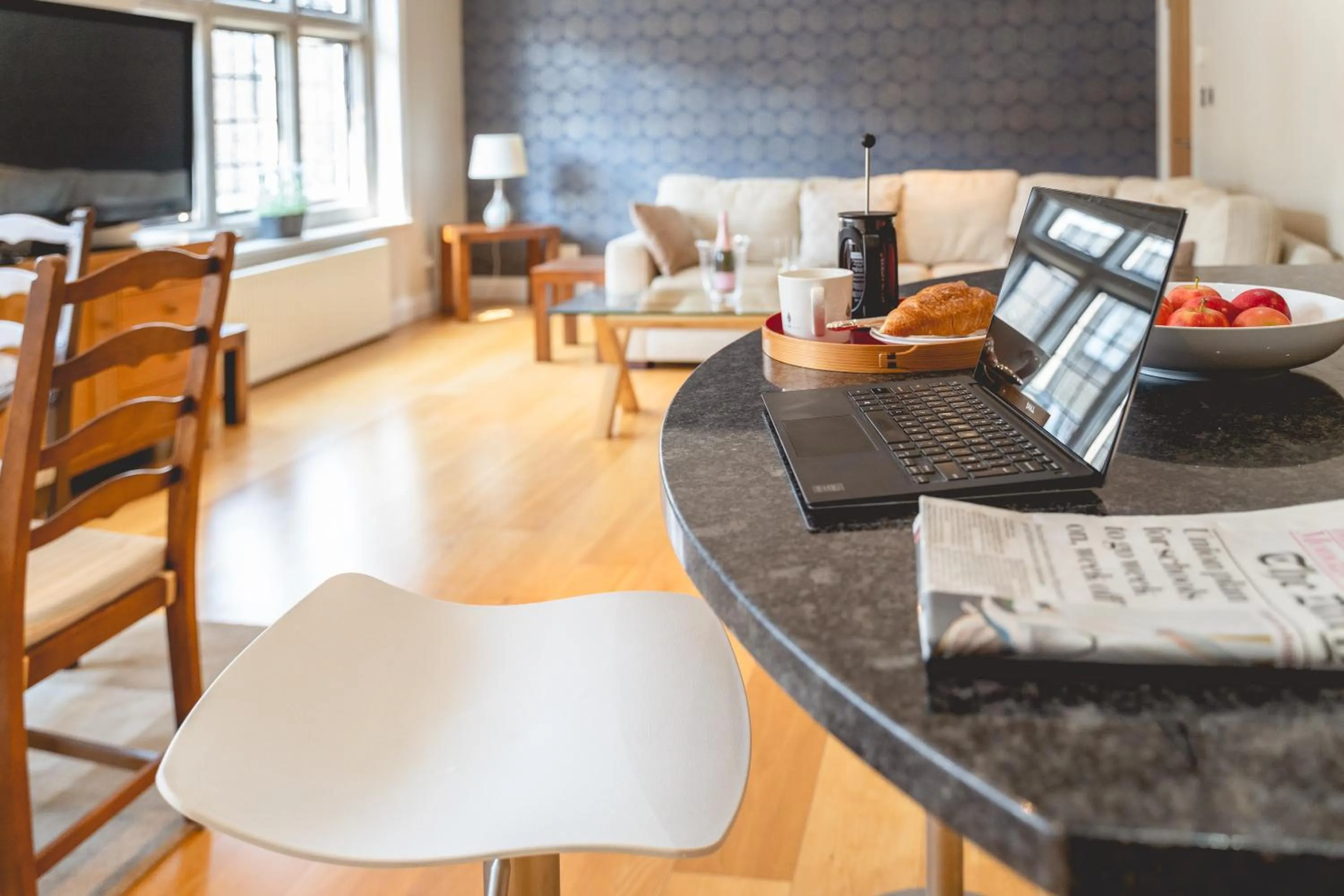 Kitchen or kitchenette in Castle Properties:Eton-The College