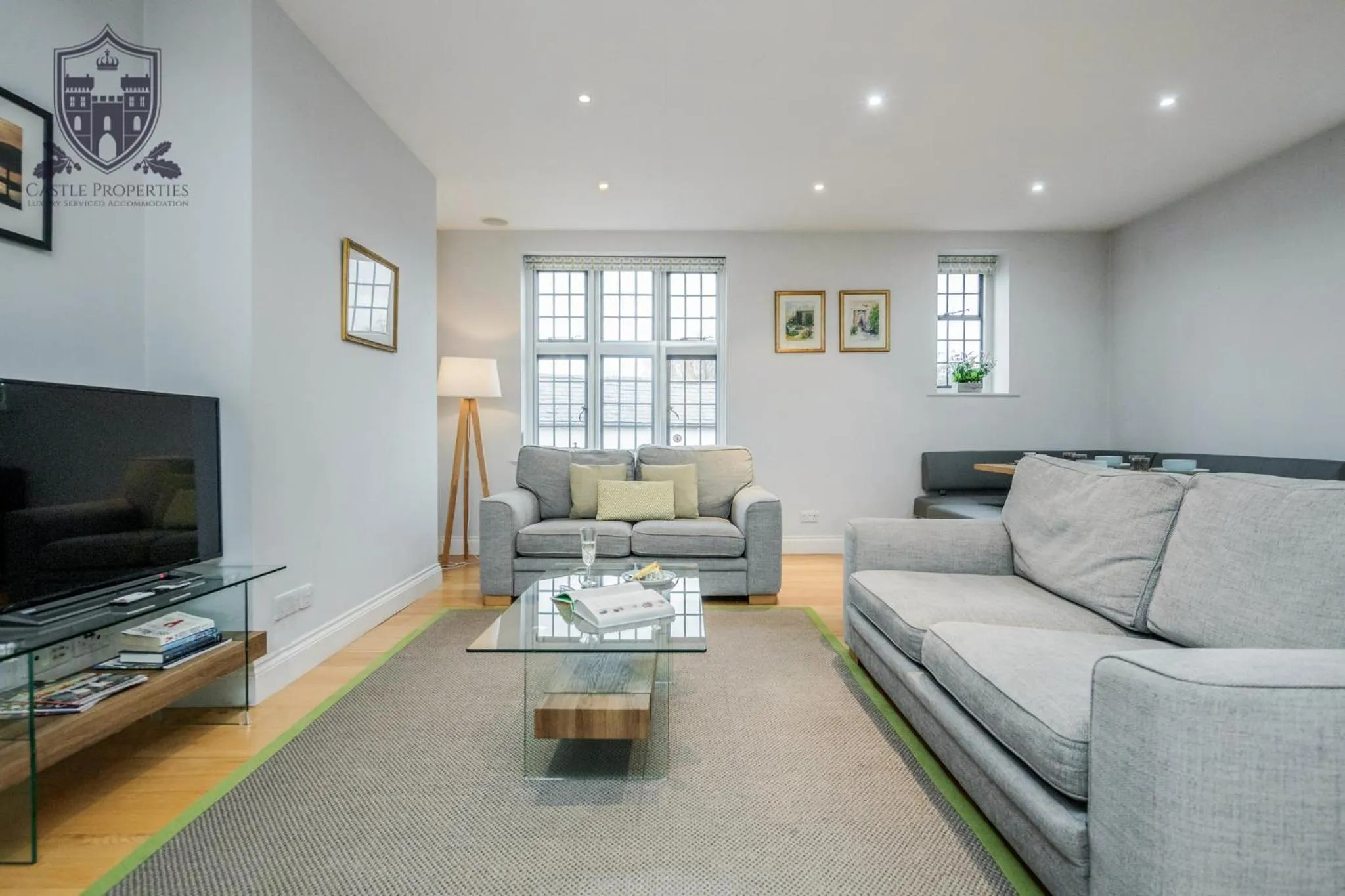 Communal lounge/ TV room in Castle Properties:Eton-The College