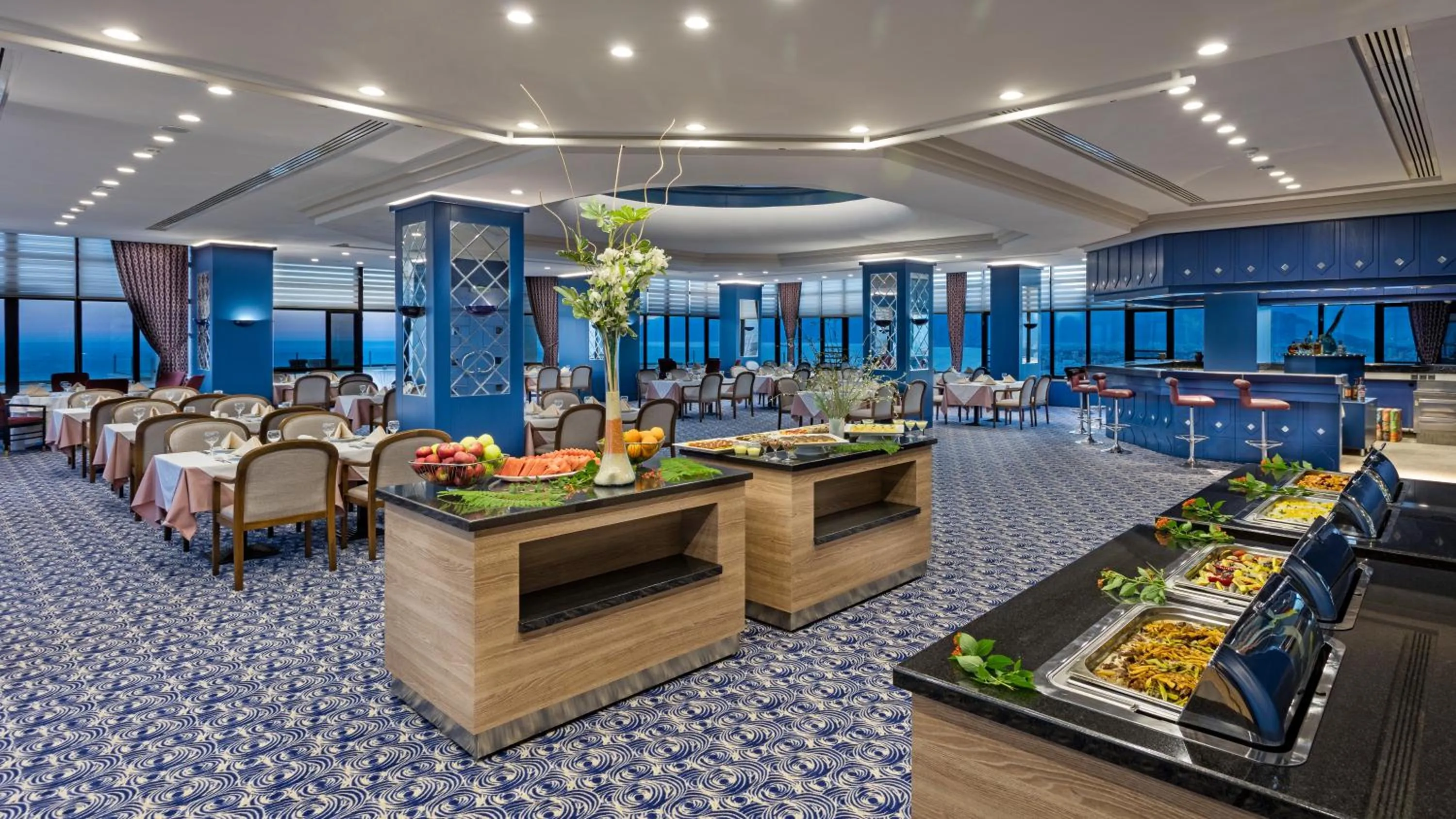 Restaurant/places to eat in Özkaymak Falez Hotel