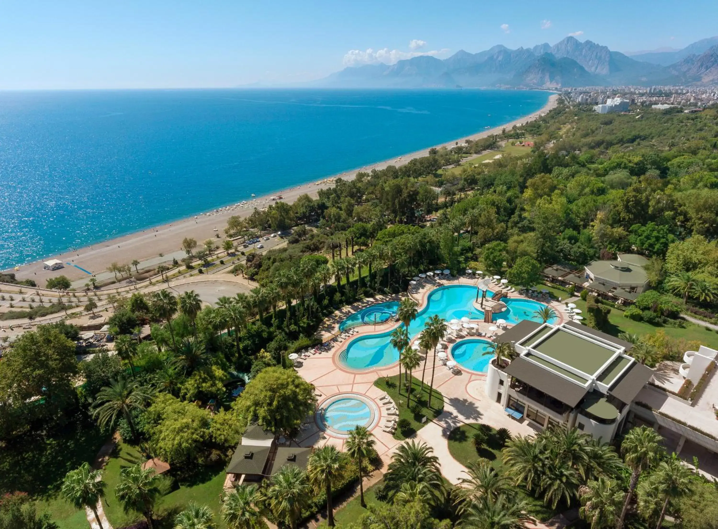 Bird's eye view, Bird's-eye View in Özkaymak Falez Hotel