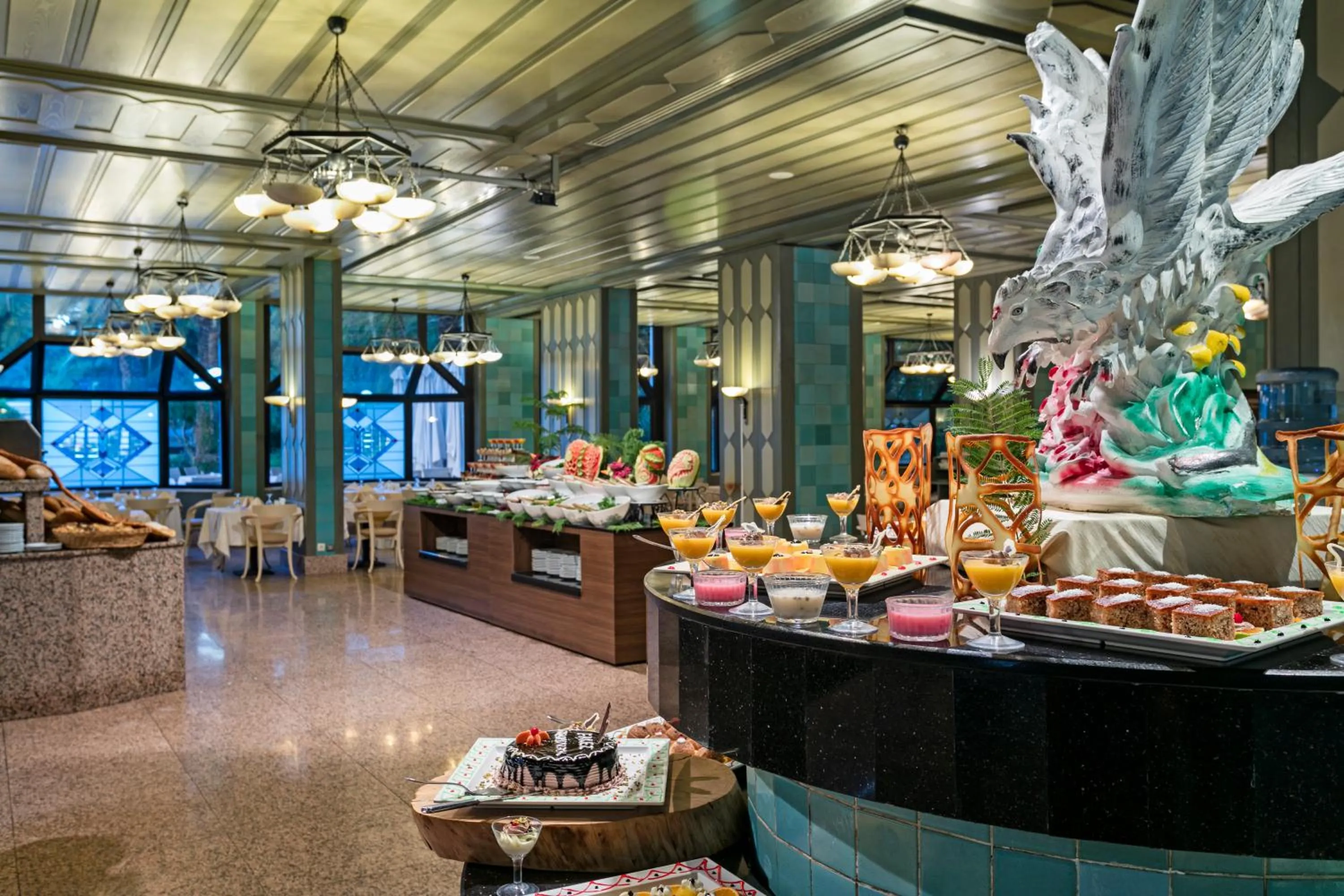 Restaurant/places to eat in Özkaymak Falez Hotel