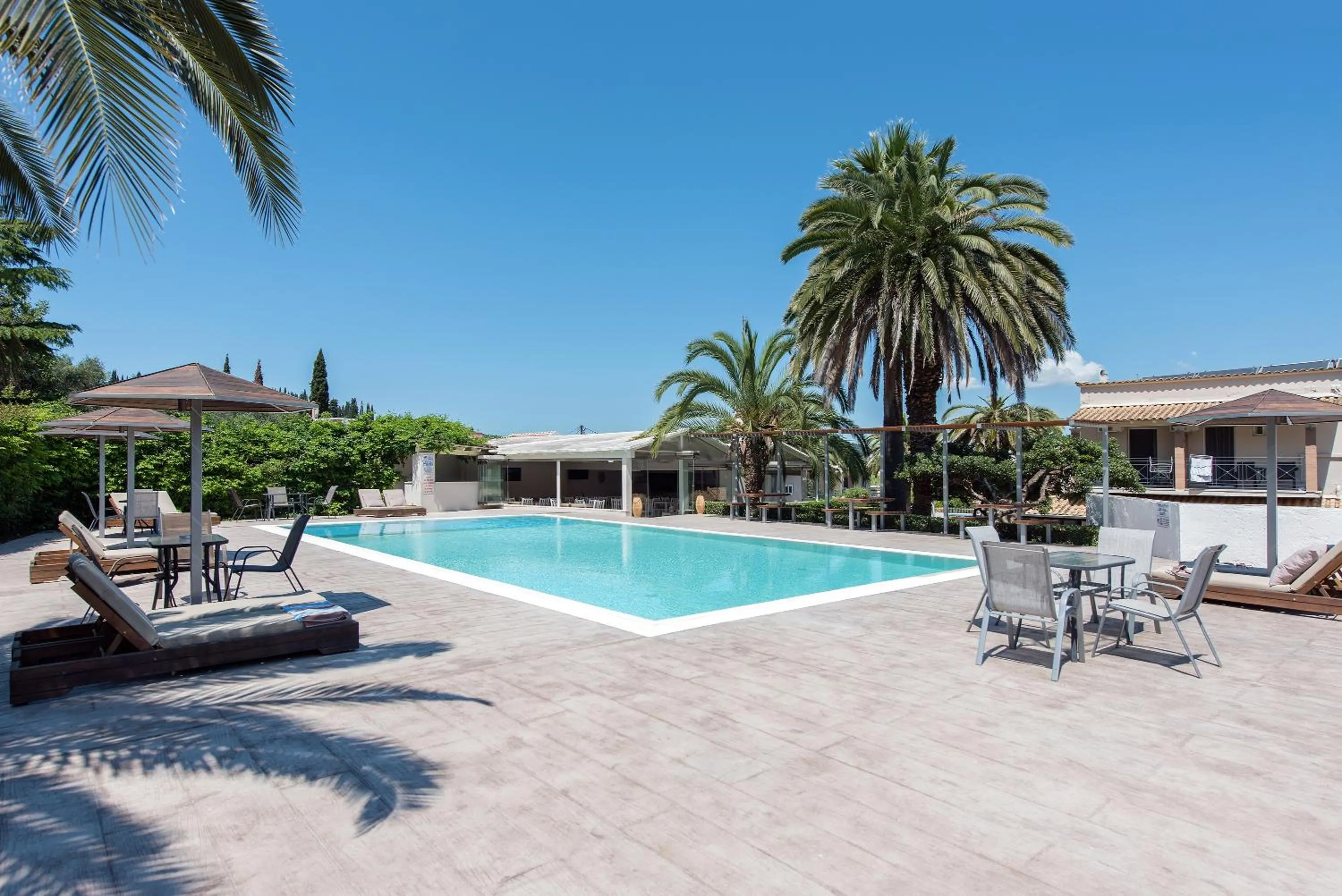 Swimming pool in Anita