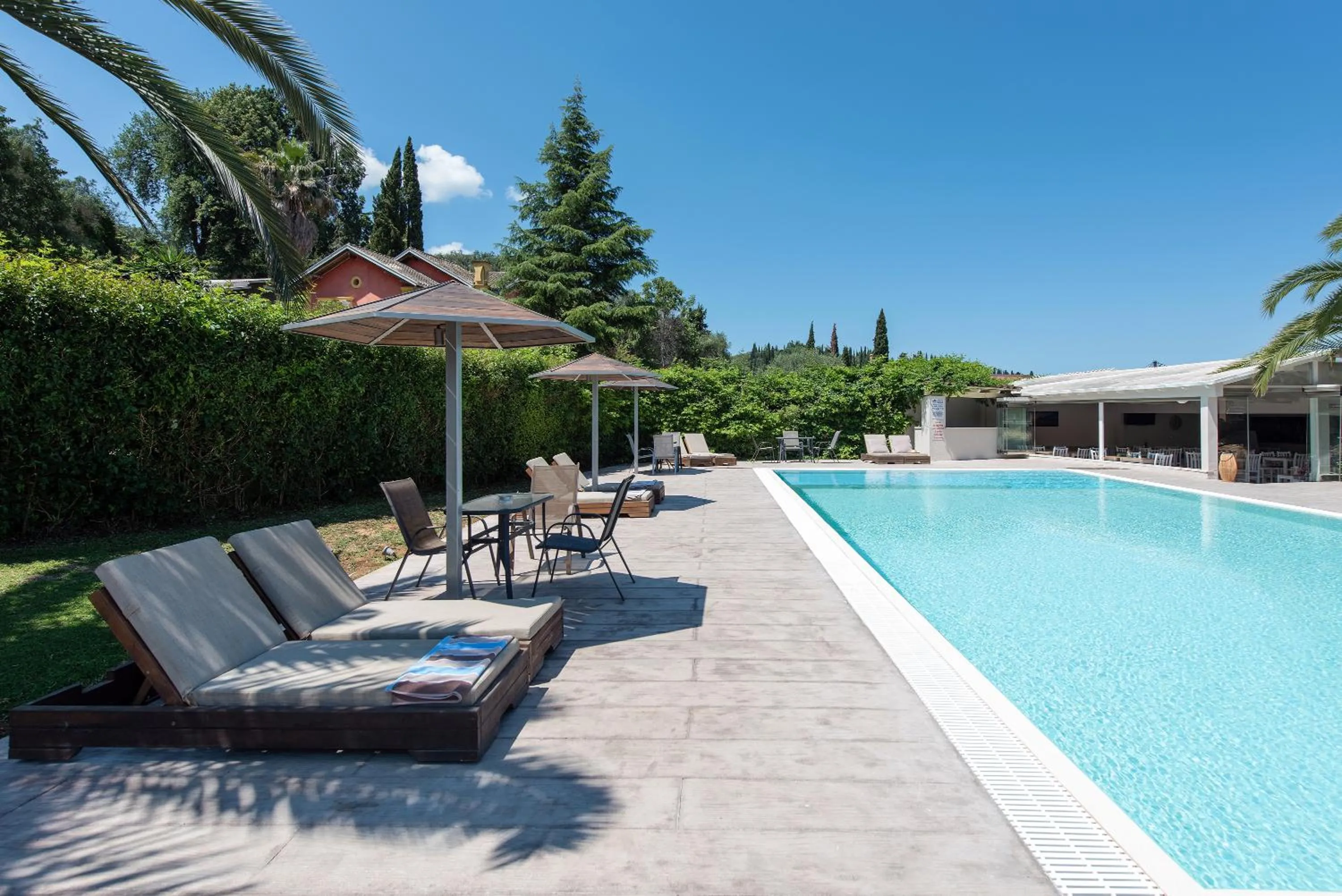 Swimming pool in Anita