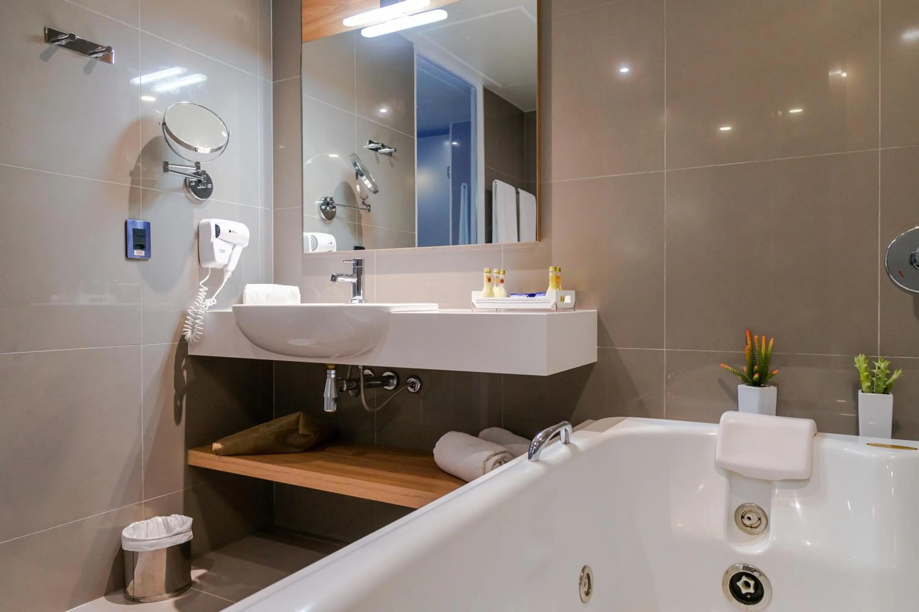 Hot Tub in Novotel Curitiba Batel