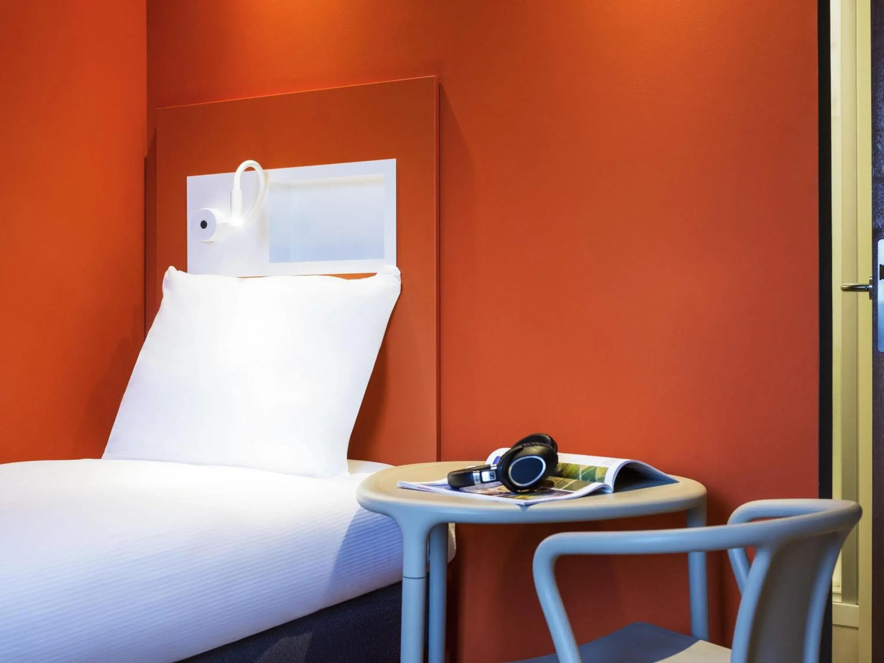 Bedroom, Bed in ibis budget Stein Maastricht Bedroom, Bed in ibis budget Stein Maastricht