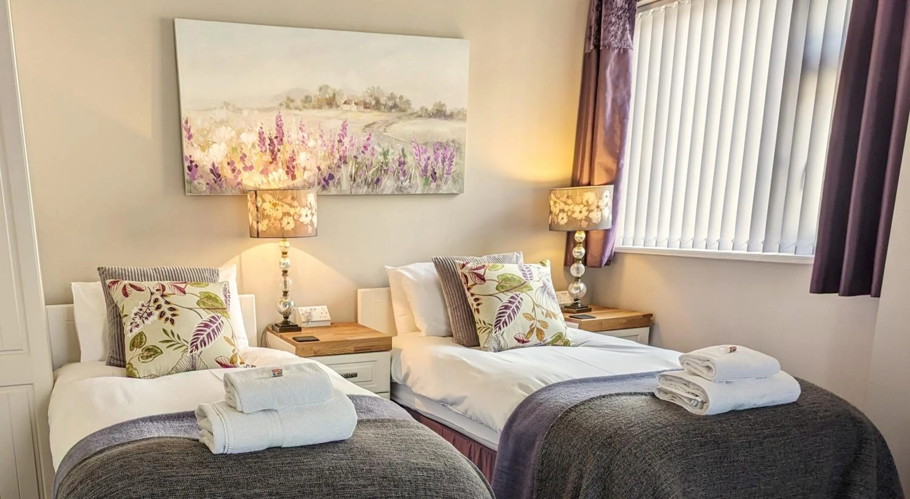 Bed in Alexander Lodge