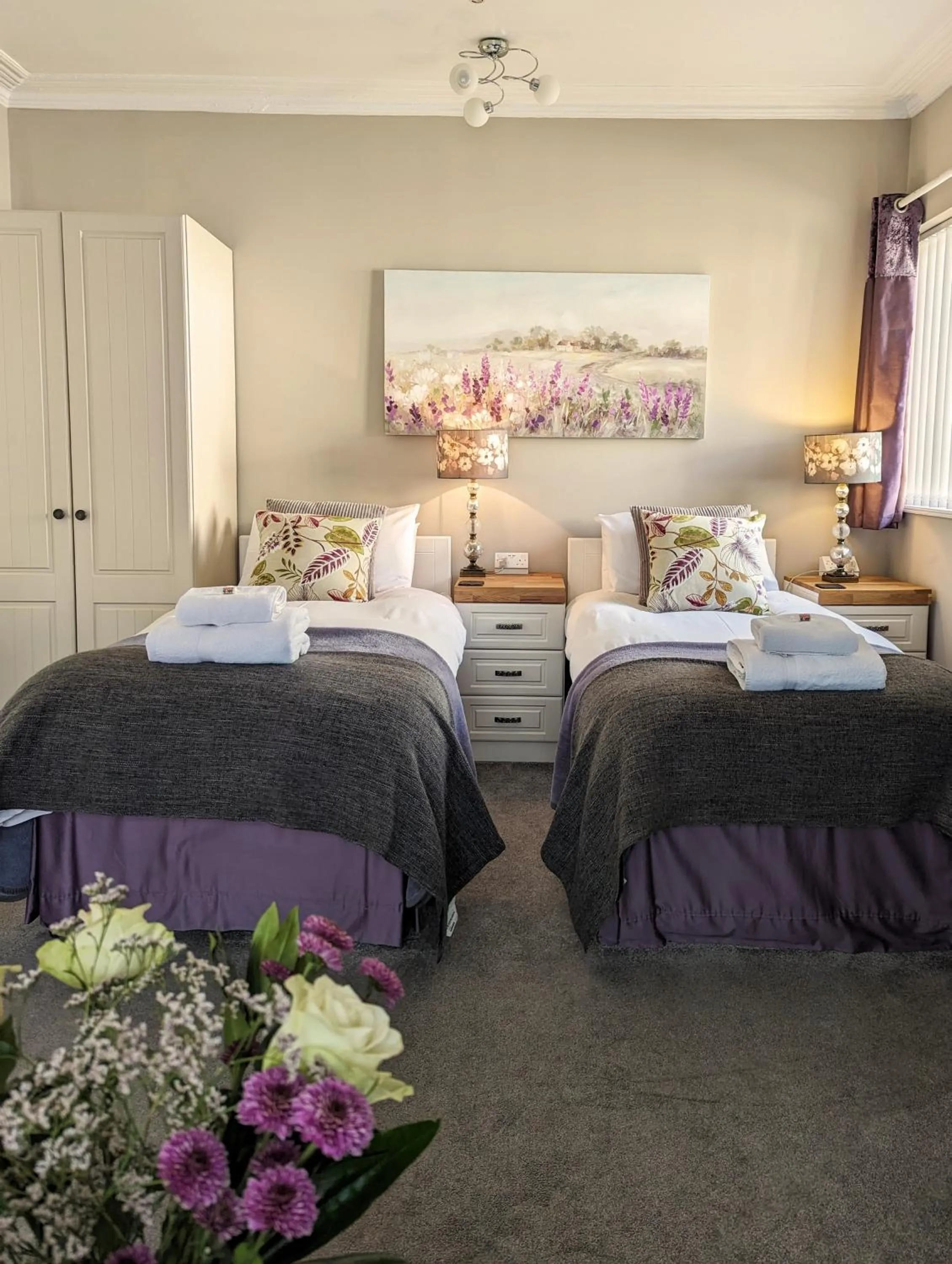 Bed in Alexander Lodge