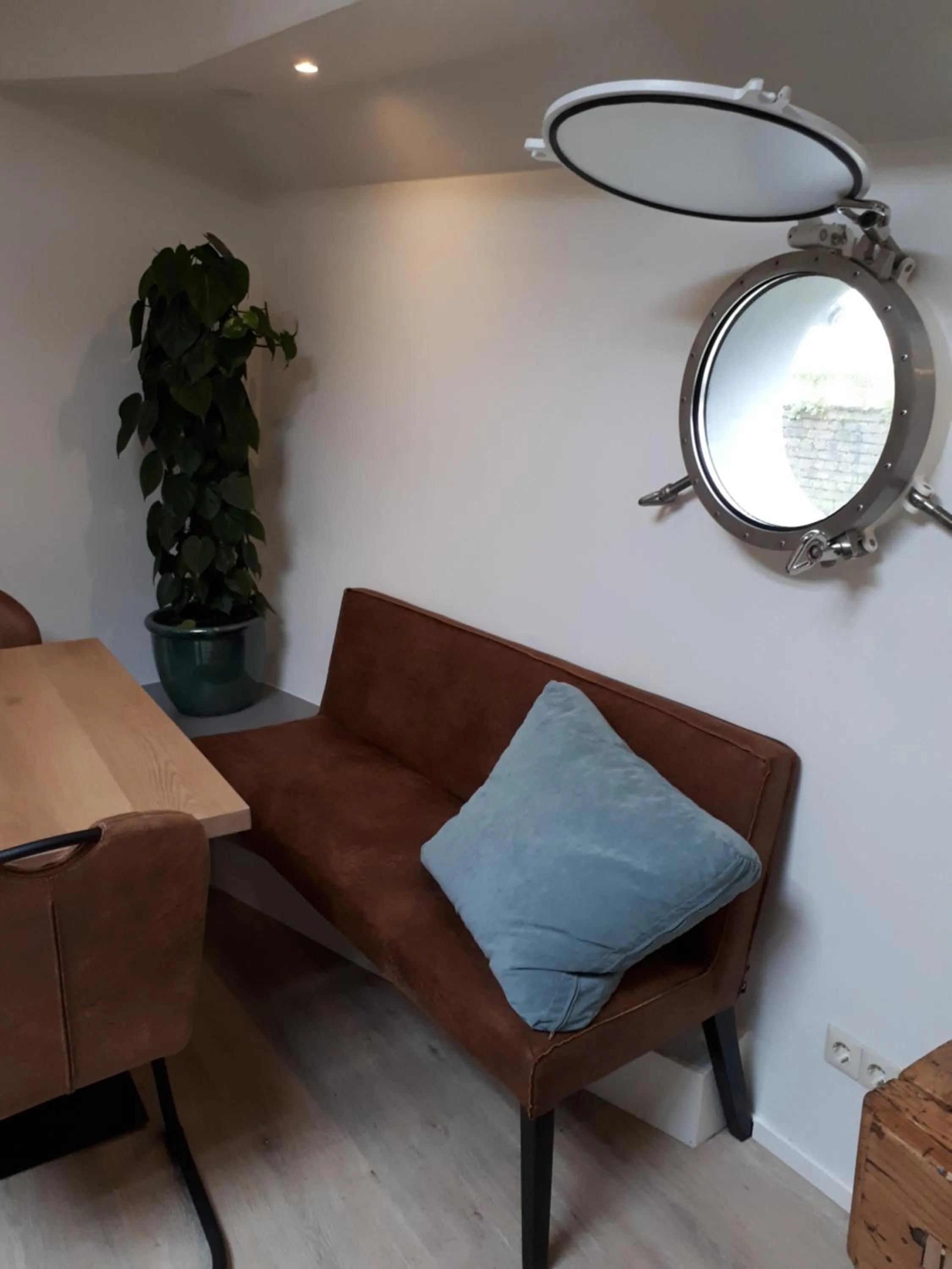 Seating area in Rooms on Water