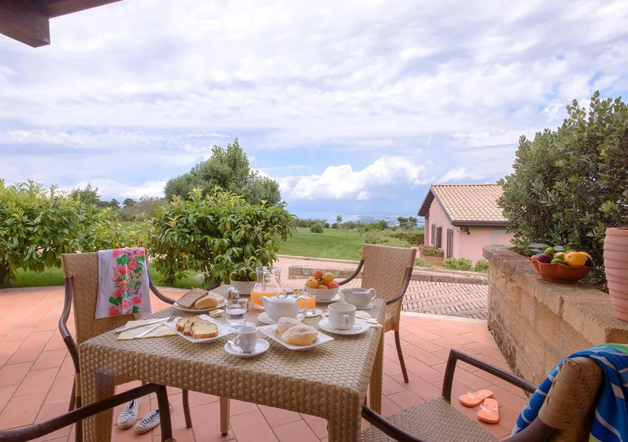 Patio in Popilia Country Resort