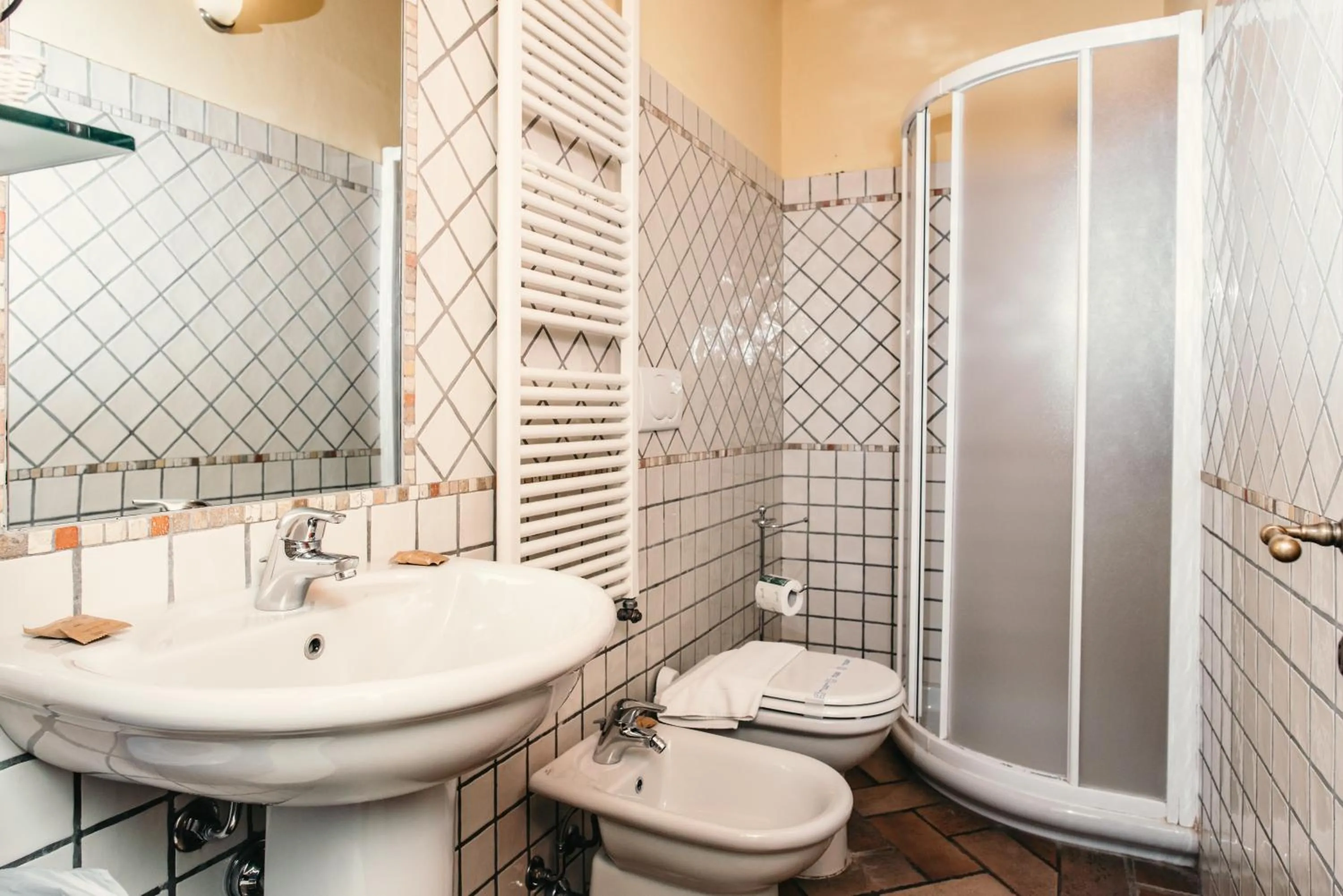 Shower in Casa Di Campagna In Toscana