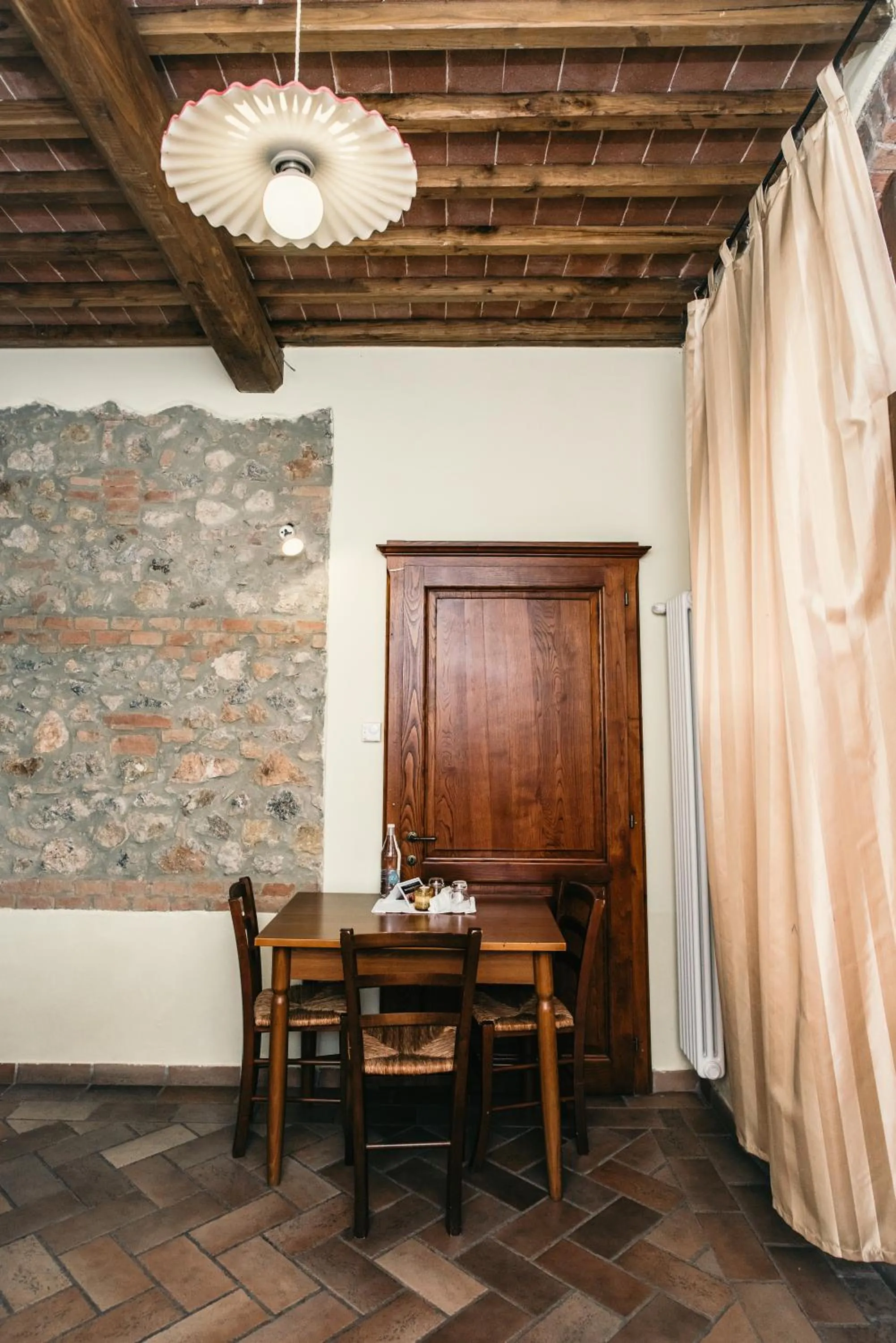 Photo of the whole room in Casa Di Campagna In Toscana