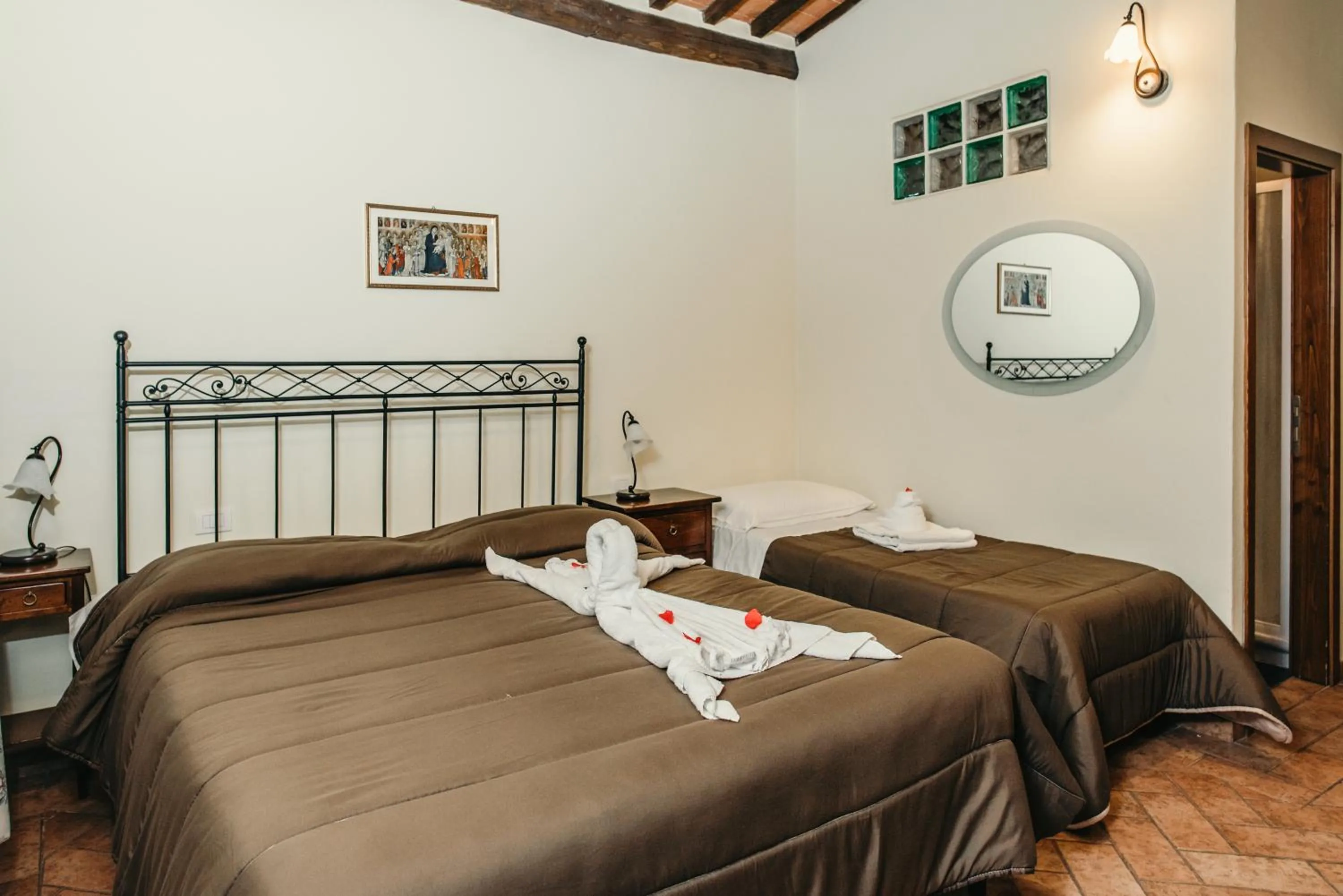 Photo of the whole room, Bed in Casa Di Campagna In Toscana