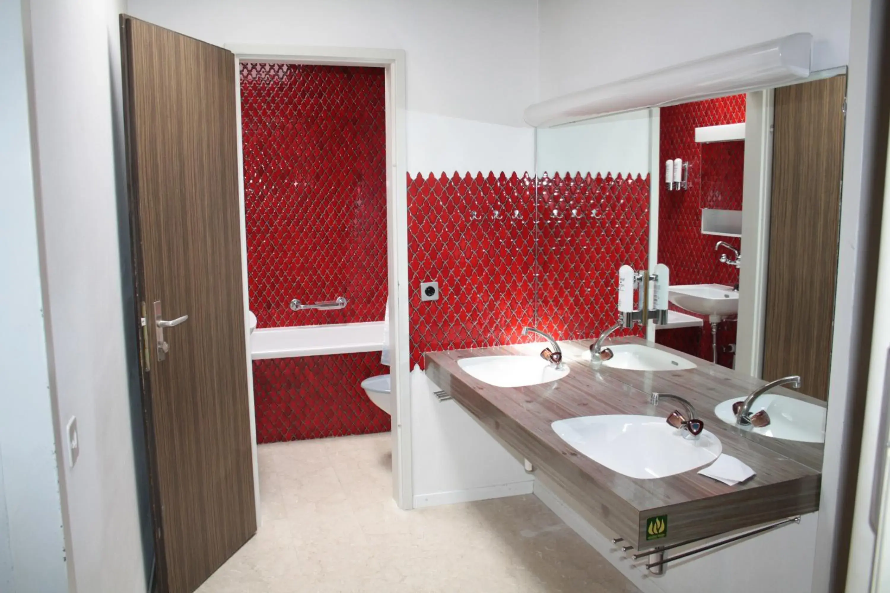 Single Room with Shared Bathroom - single occupancy in Hostel Casa Franco Single Room with Shared Bathroom - single occupancy in Hostel Casa Franco